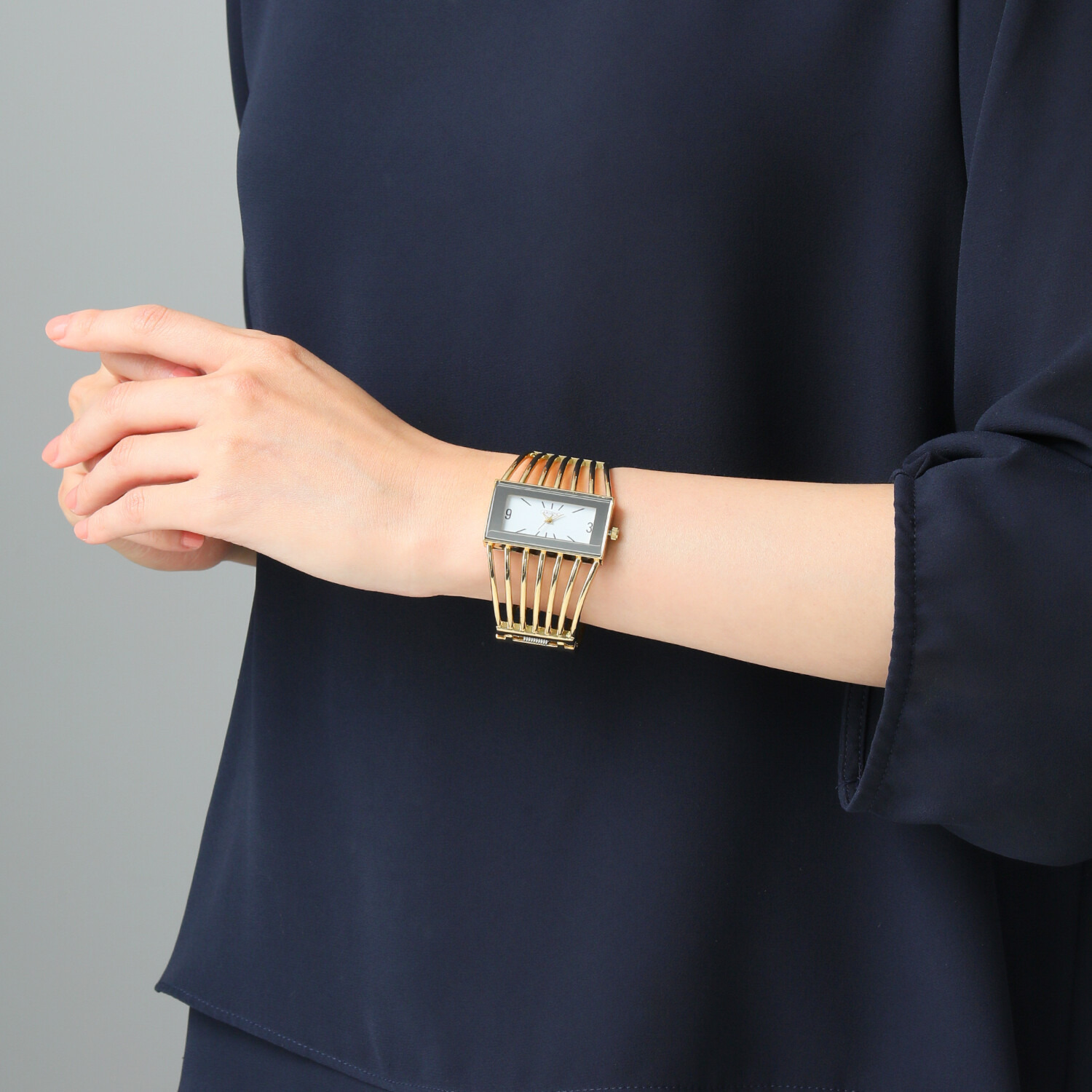 アビステ ウォッチ＆アクセサリーズ スクエアフェイス バングルウォッチ