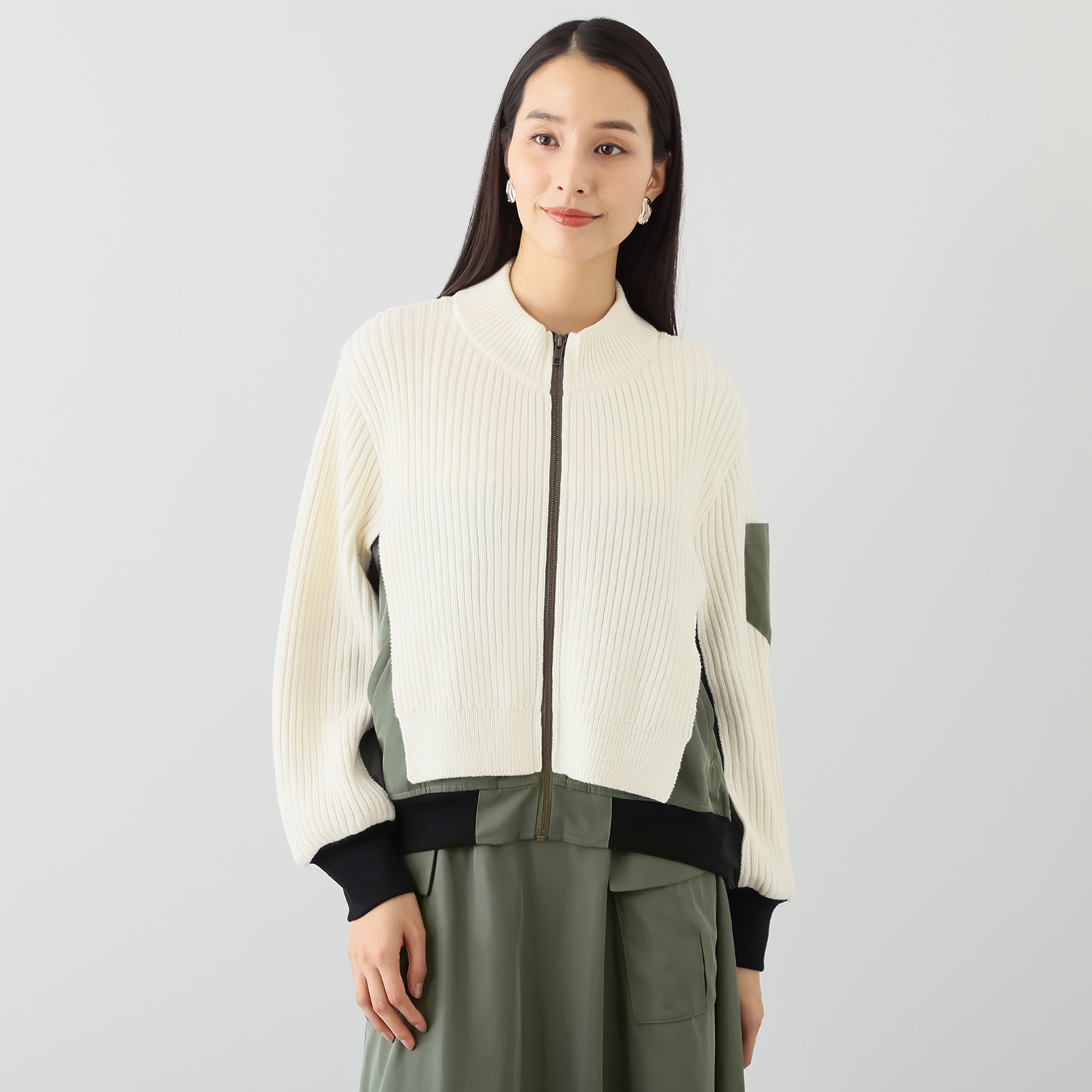 オン　ザ　エッジ ニットドッキング おしゃれに差がつく 大人のＭＡ１ブルゾン