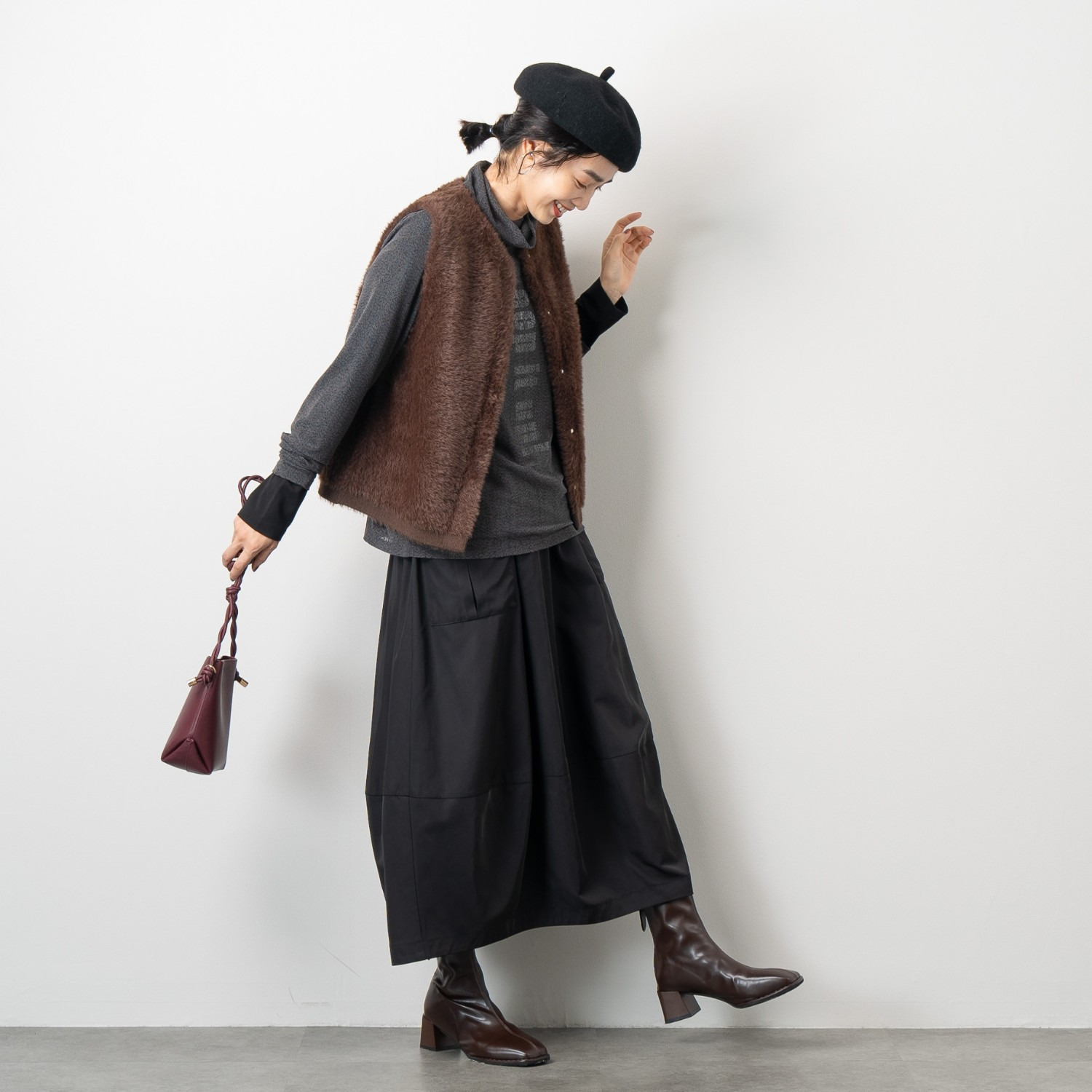 オン　ザ　エッジ バレルシルエットが新しい 大人テイストが光る ワークポケット ロングスカート