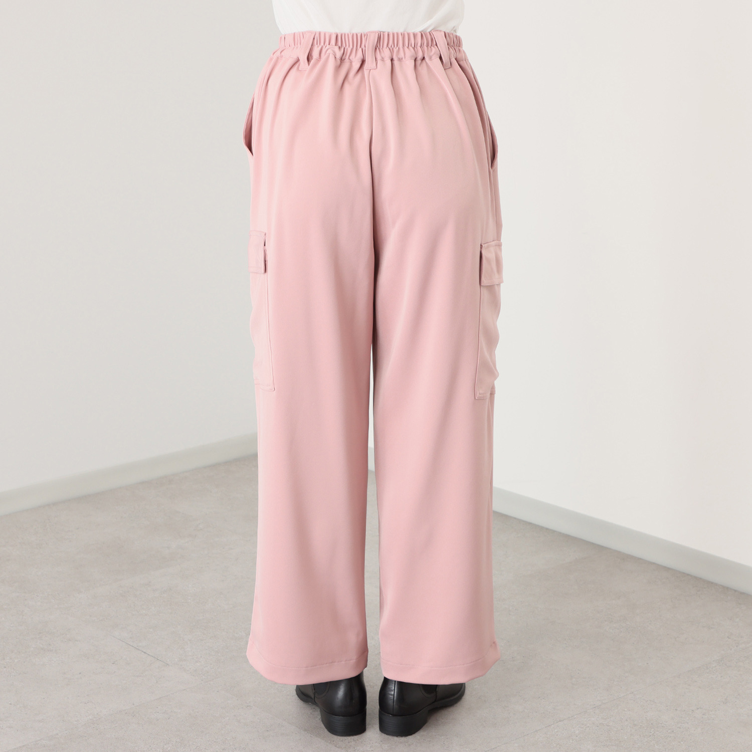 リラリー カーゴパンツ