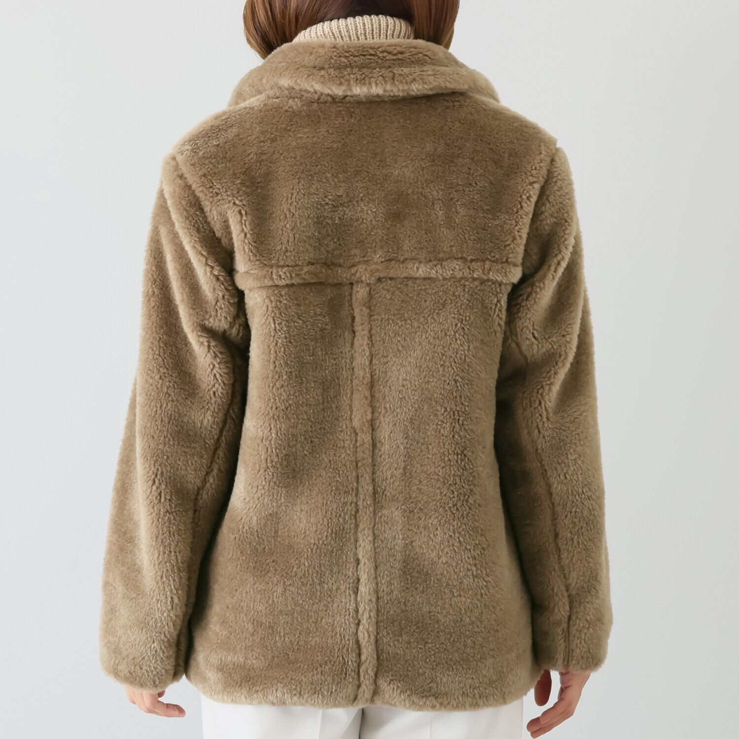 シック　バイ　ネイチャー ニットレイヤード風 フェイクファーコート