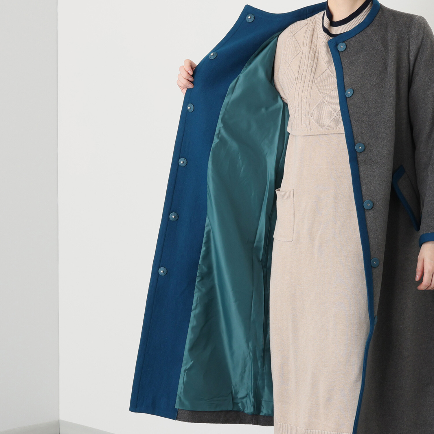 エムジェイアール　バイ マチコ　ジント　ロンドン ウールブレンド 配色アクセント ボトルネックコート