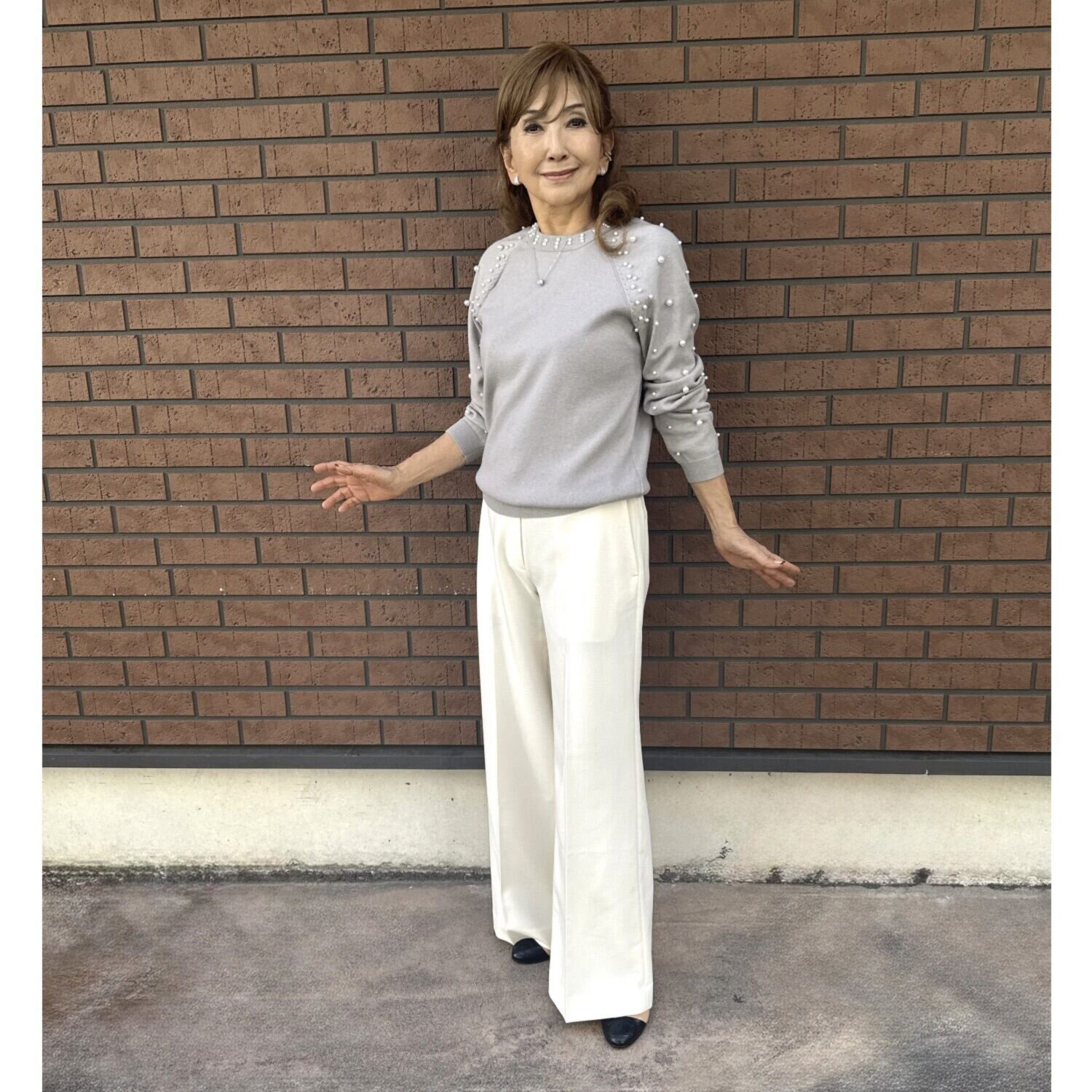 マダムヒロコ パールビジュウ付 ニットプルオーバー