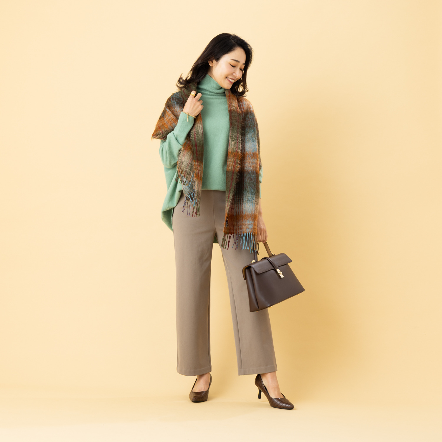 ピーツー とにかく気持ち良い 極上キュプラ裏起毛 ワイドストレートパンツ ＜股下６８ｃｍ＞