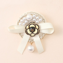 韓国トレンド 雑貨コレクション パールビジュウ リボンカメリアブローチ