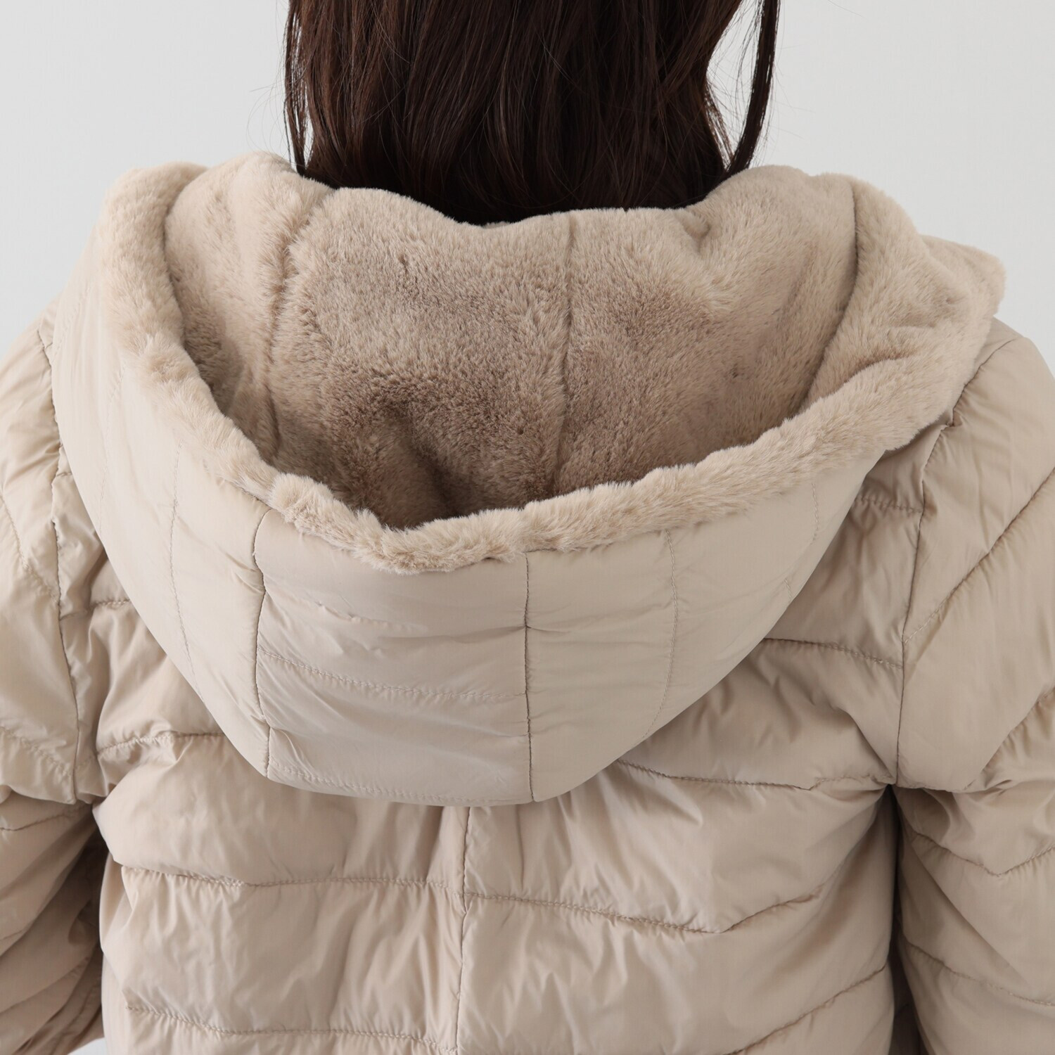 アンリック　オー　ブルー フェイクファーアクセント ファイバーダウン 大人な上品コート