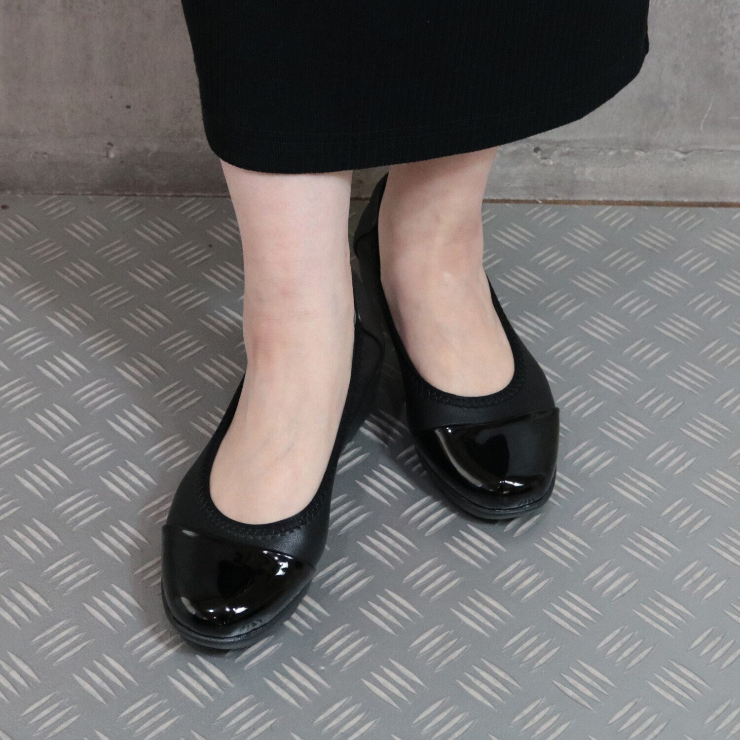 ブランコワール ジャパンメイド 羊革　超軽量 厚底パンプス