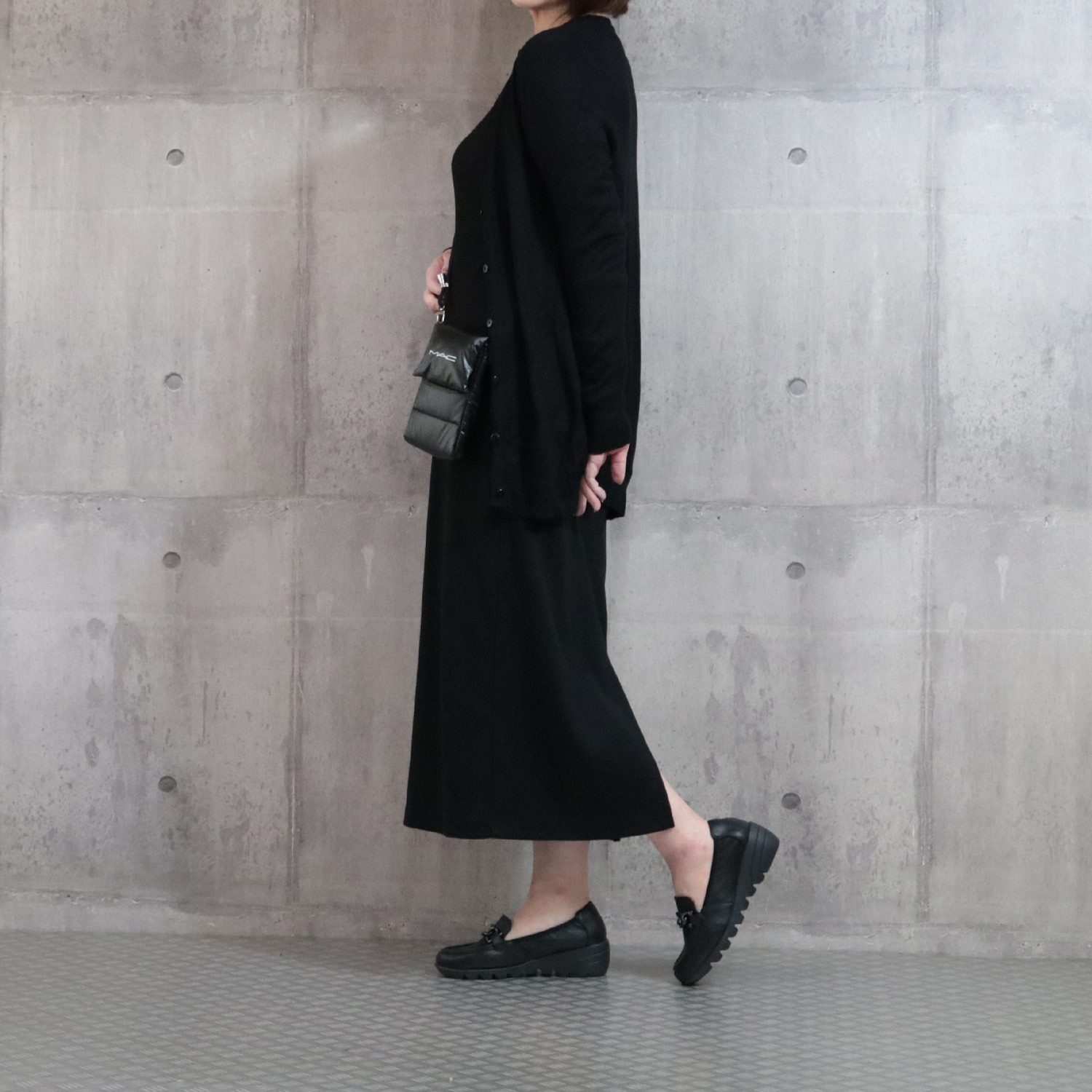 ブランコワール ジャパンメイド 羊革　超軽量 厚底ローファーパンプス