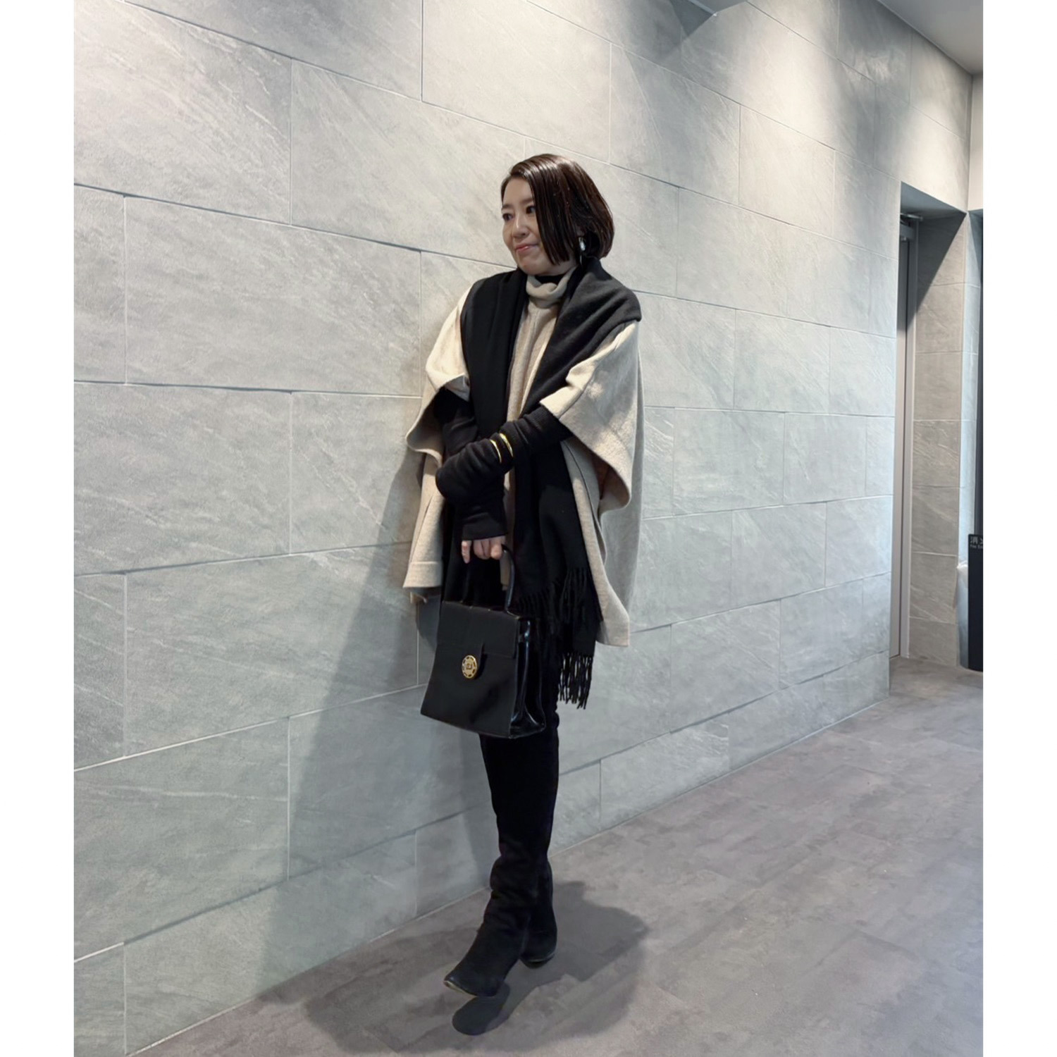 チーロ コンフォート ニットポンチョ