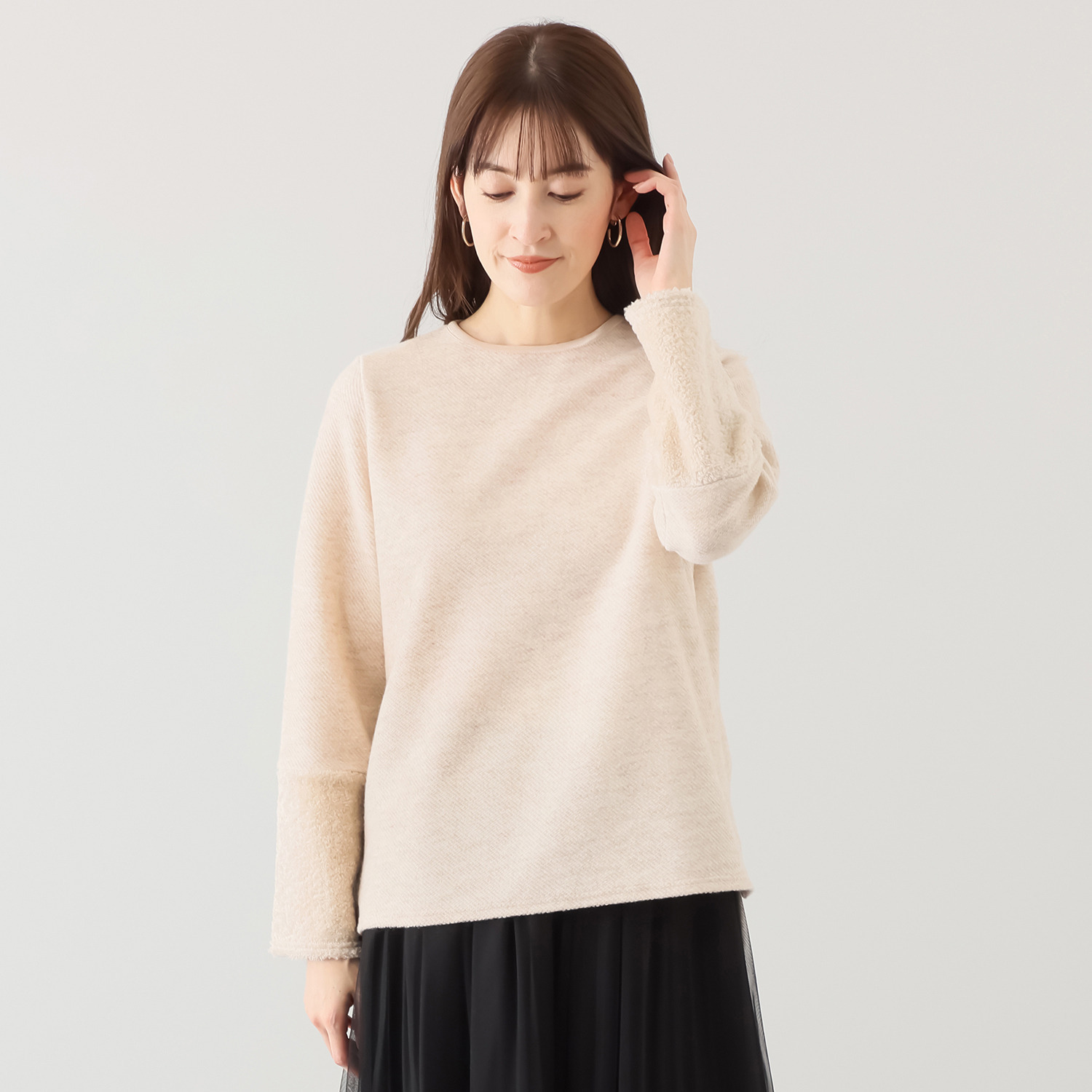 リサリサ ウール混インレー 袖ボア切替 デザインプルオーバー