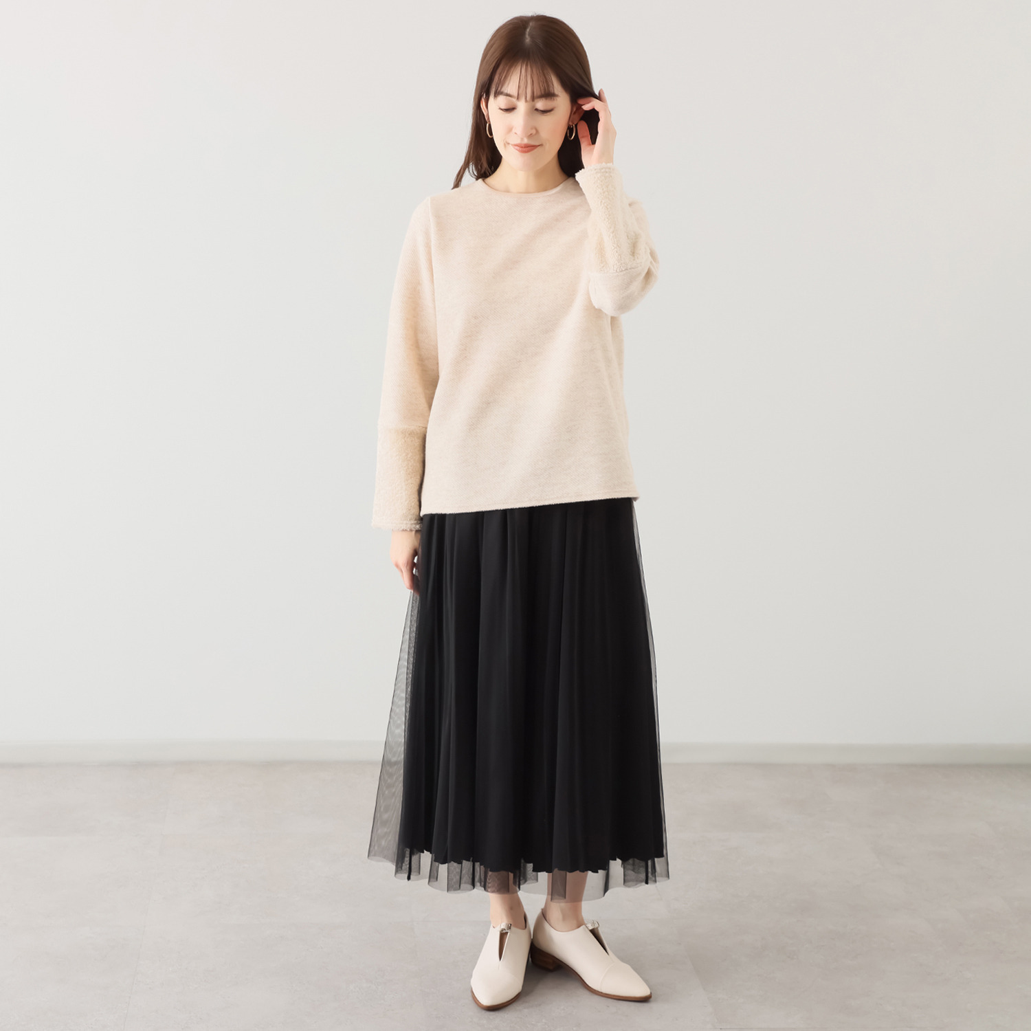 リサリサ ウール混インレー 袖ボア切替 デザインプルオーバー