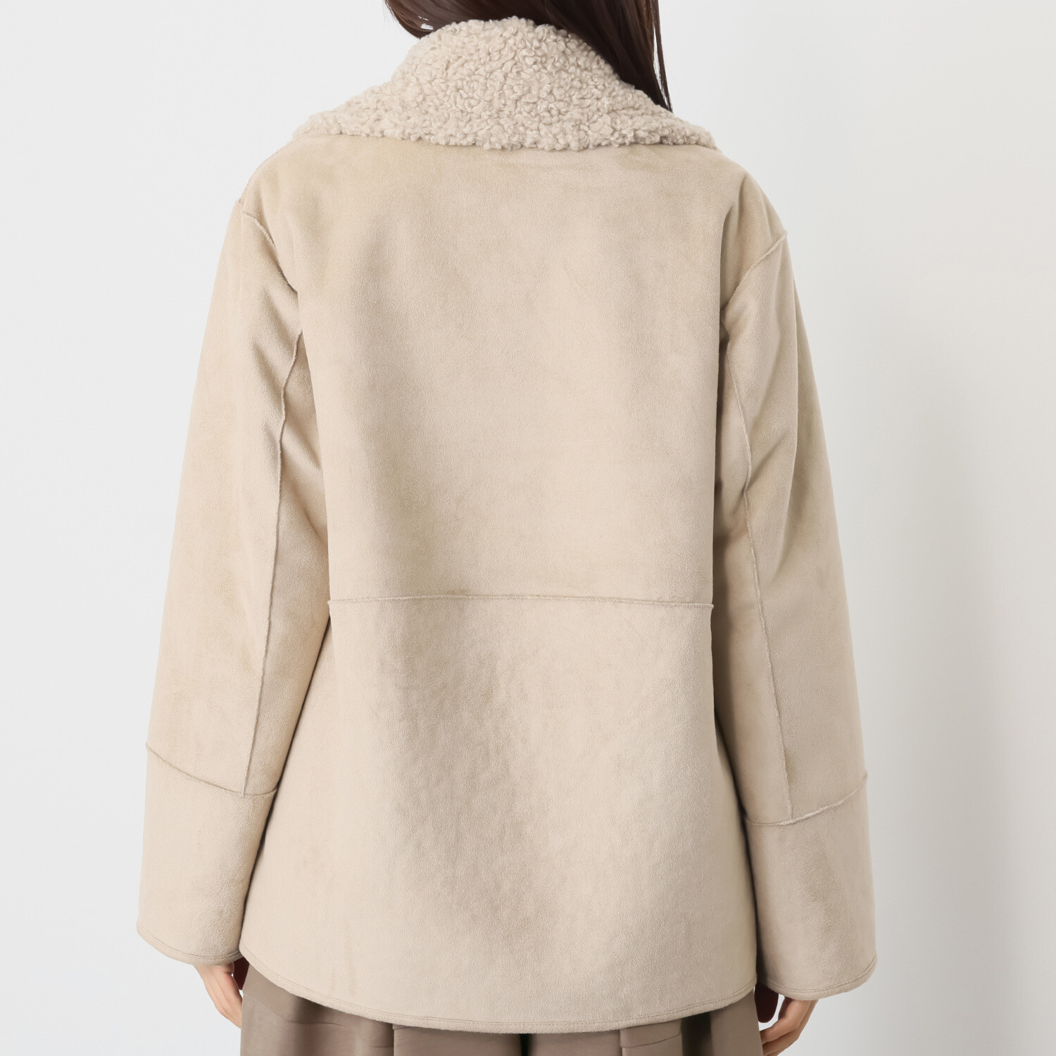 ゼラールスポーツ フェイクムートン リバーシブルで楽しめる ファー切替デザイン ピーコート