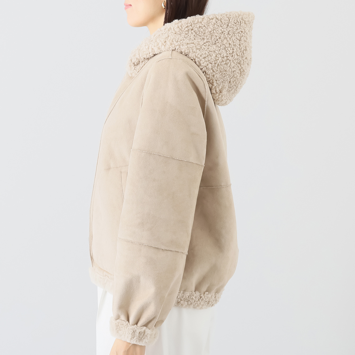 ゼラールスポーツ フェイクムートン リバーシブルで楽しめる ファー切替デザイン 裾ギャザー フーディーブルゾン