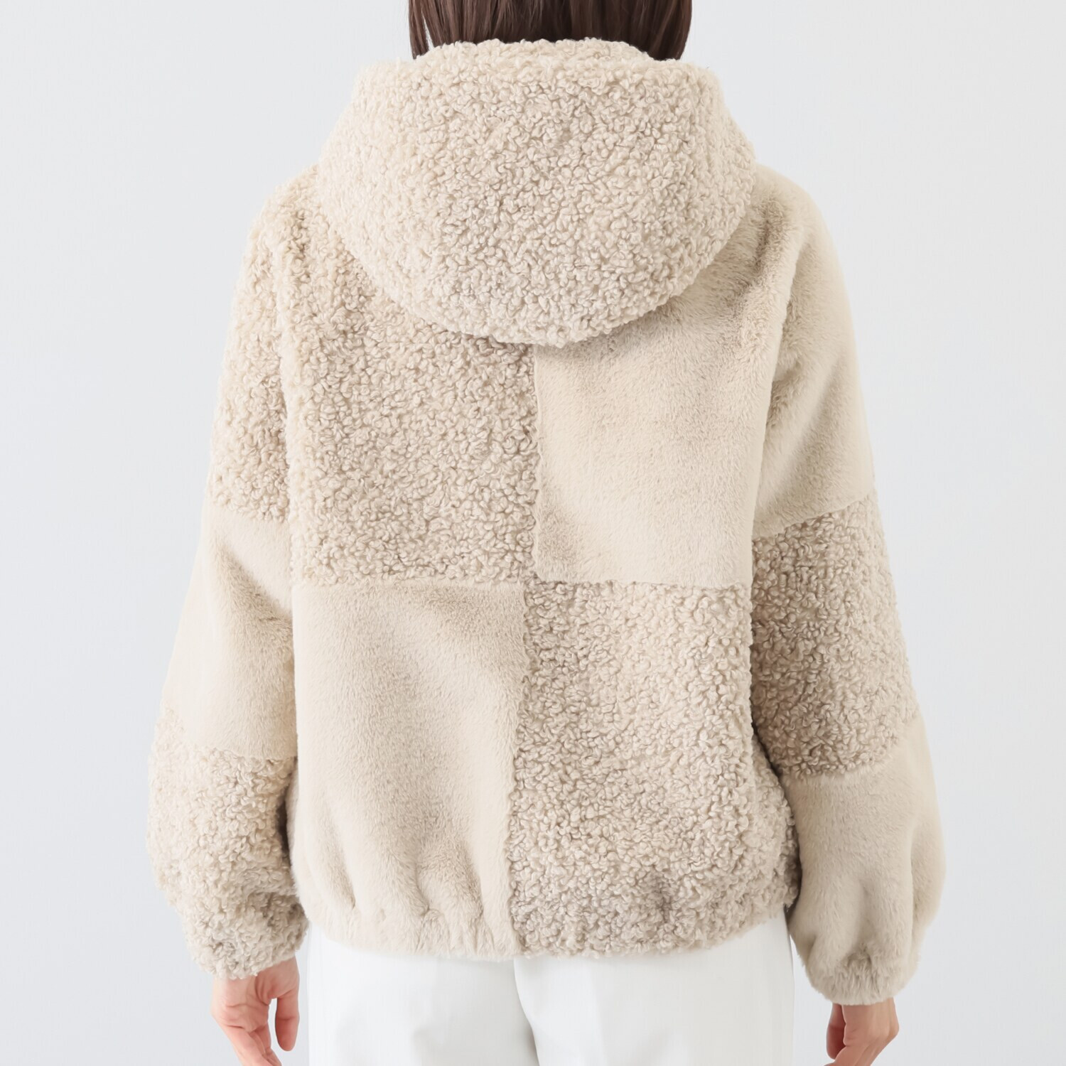 ゼラールスポーツ フェイクムートン リバーシブルで楽しめる ファー切替デザイン 裾ギャザー フーディーブルゾン