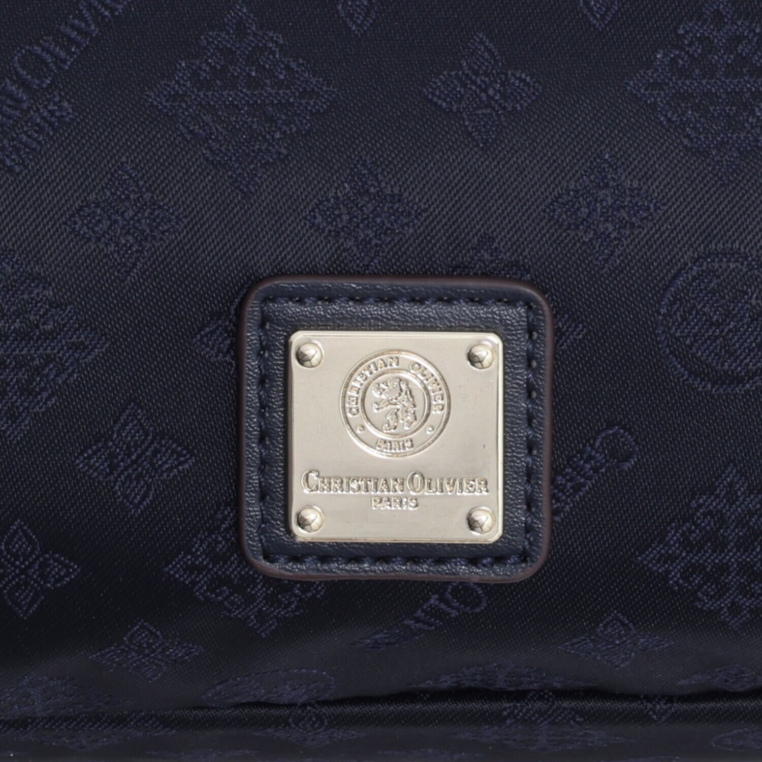 クリスチャン　オリビエ はっ水ジャガード モノグラム柄 クロスポケット 軽量ショルダーバッグ   
