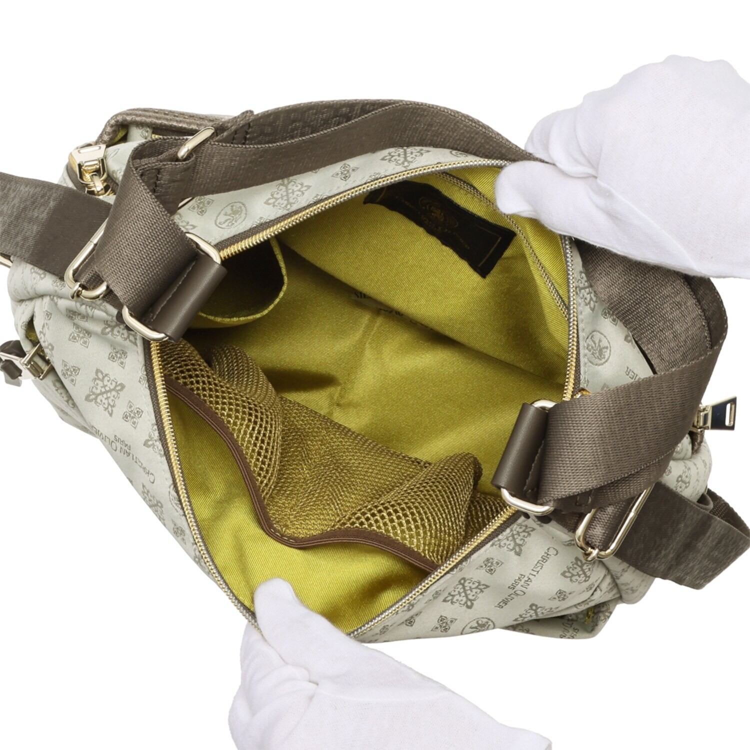 クリスチャン　オリビエ はっ水ジャガード モノグラム柄 クロスポケット 軽量２ウェイ ショルダーリュック  
