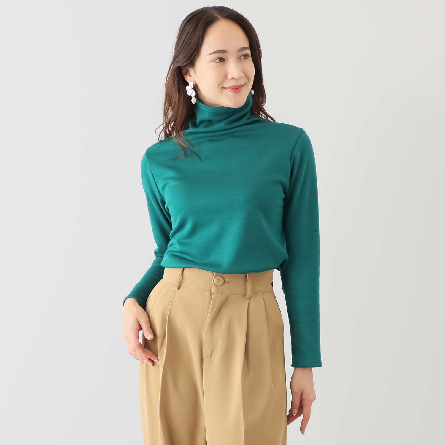 ココンライフ　ドゥ 吸湿発熱・吸放湿 ふんわり裏シャギー ボトルネックプルオーバー