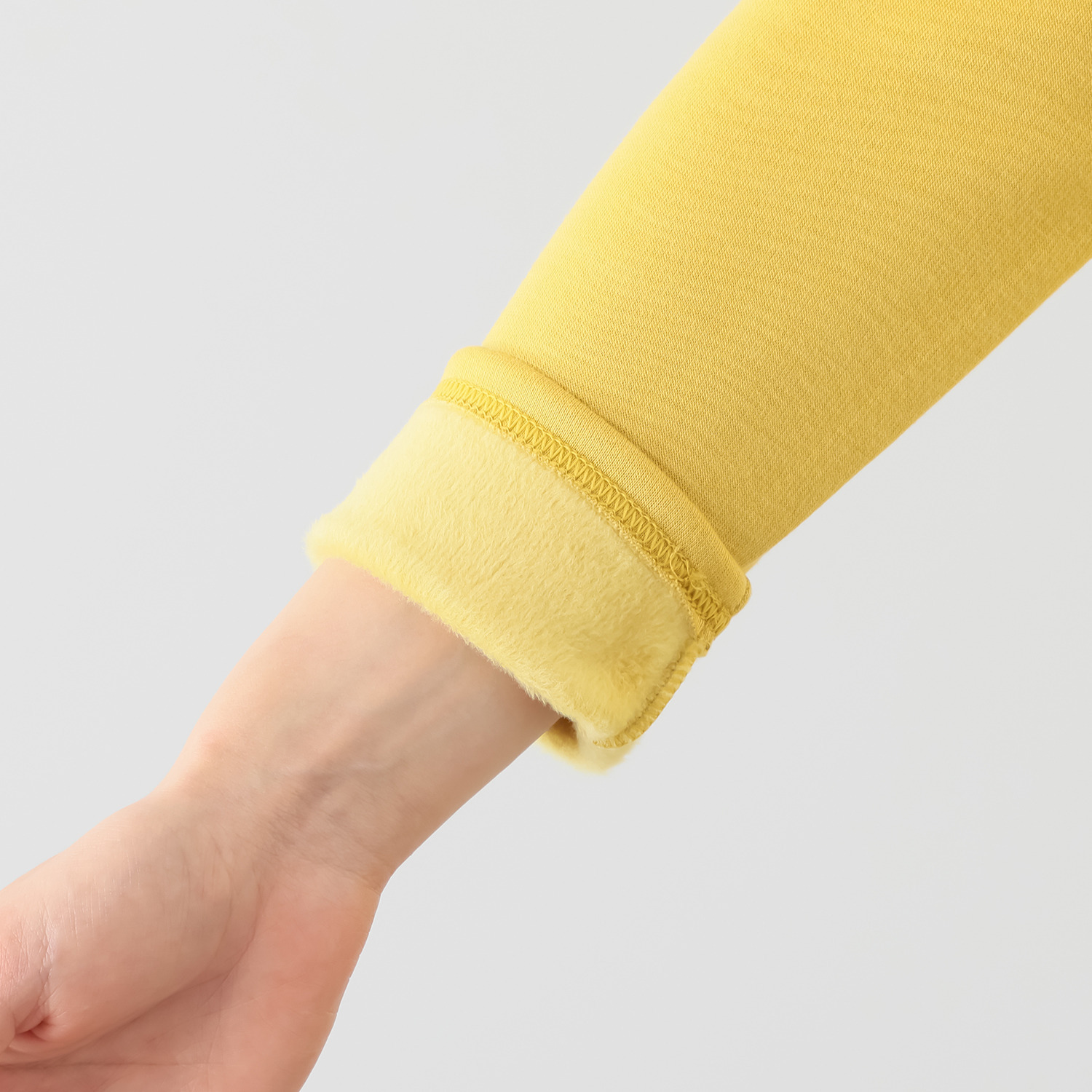 ココンライフ　ドゥ 吸湿発熱・吸放湿 ふんわり裏シャギー ボトルネックプルオーバー