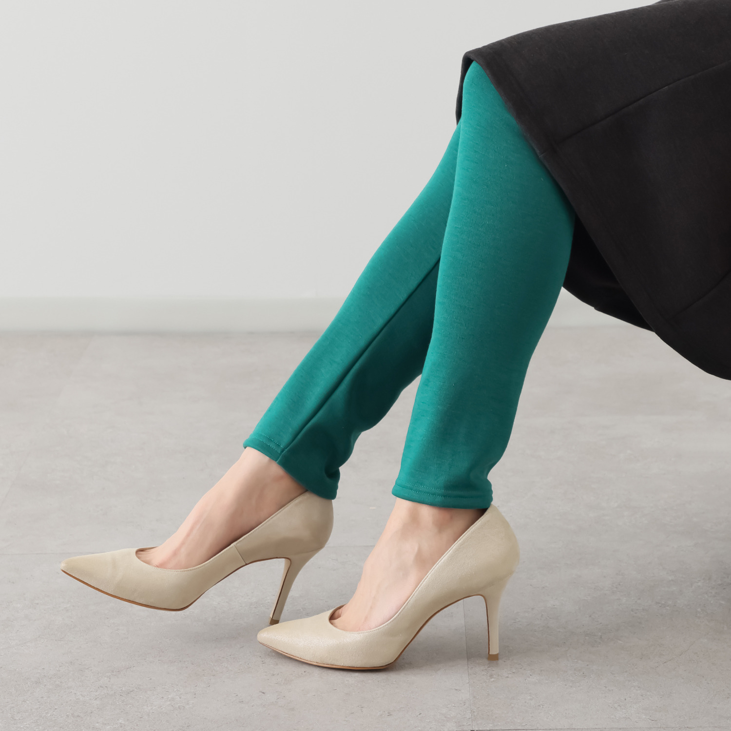 ココンライフ　ドゥ 吸湿発熱・吸放湿 ふんわり裏シャギー ロング丈レギンス