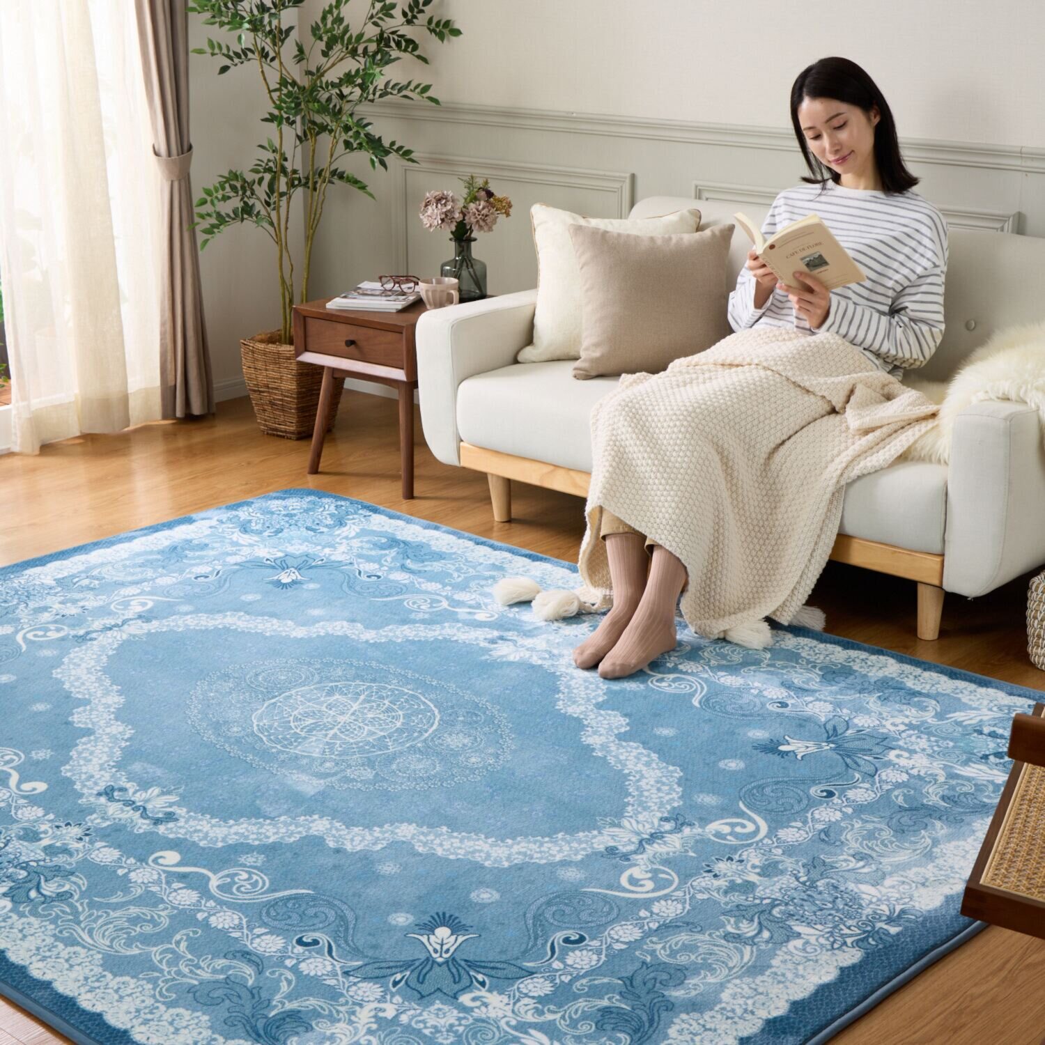 スワトウ刺しゅう協会 認定デザイン 洗える あたたかラグ ＜１９０×２４０ｃｍ＞