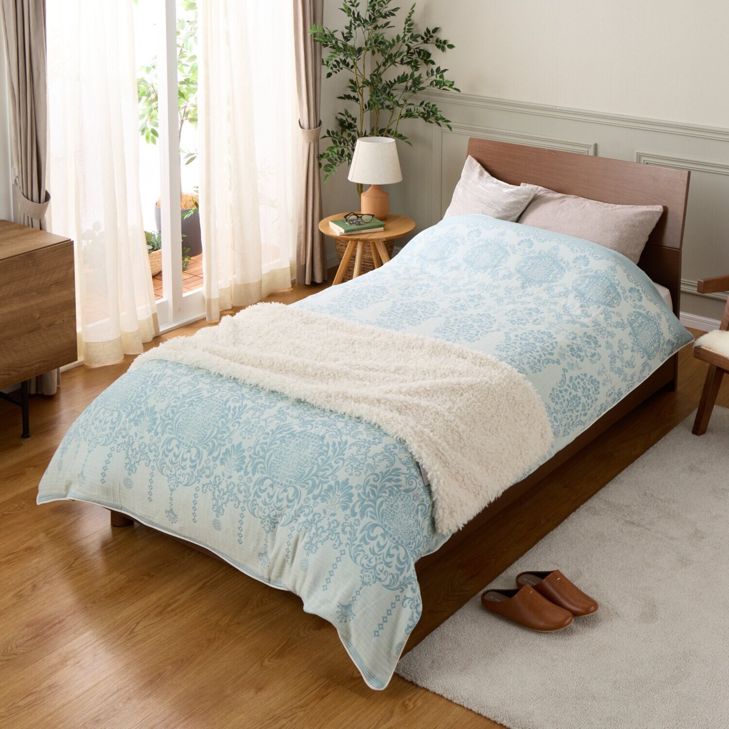 スワトウ刺しゅう協会 認定デザイン 足元スプレッド付 コットン１００％ 掛布団カバー ＜シングル＞