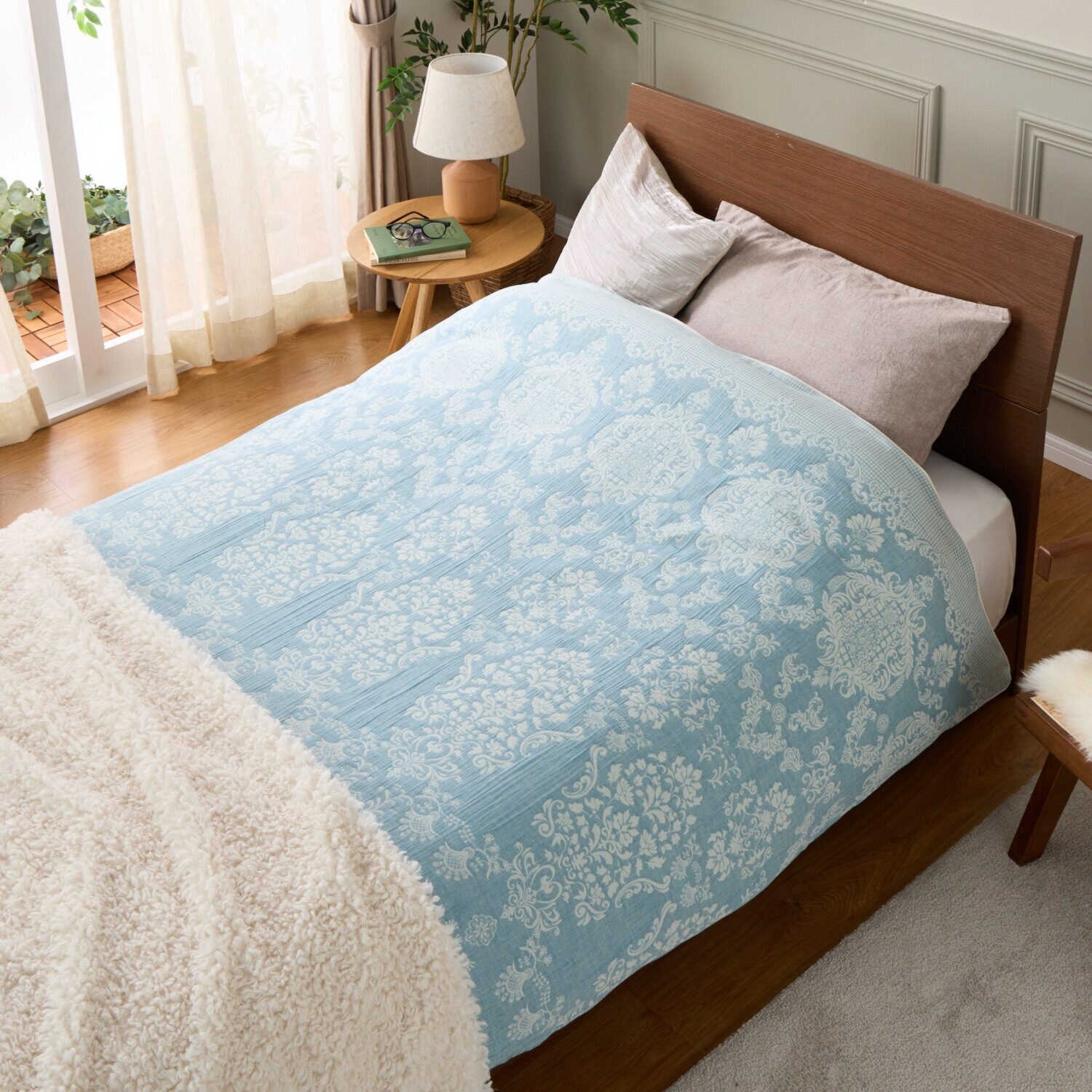 スワトウ刺しゅう協会 認定デザイン 足元スプレッド付 コットン１００％ 掛布団カバー ＜セミダブル＞