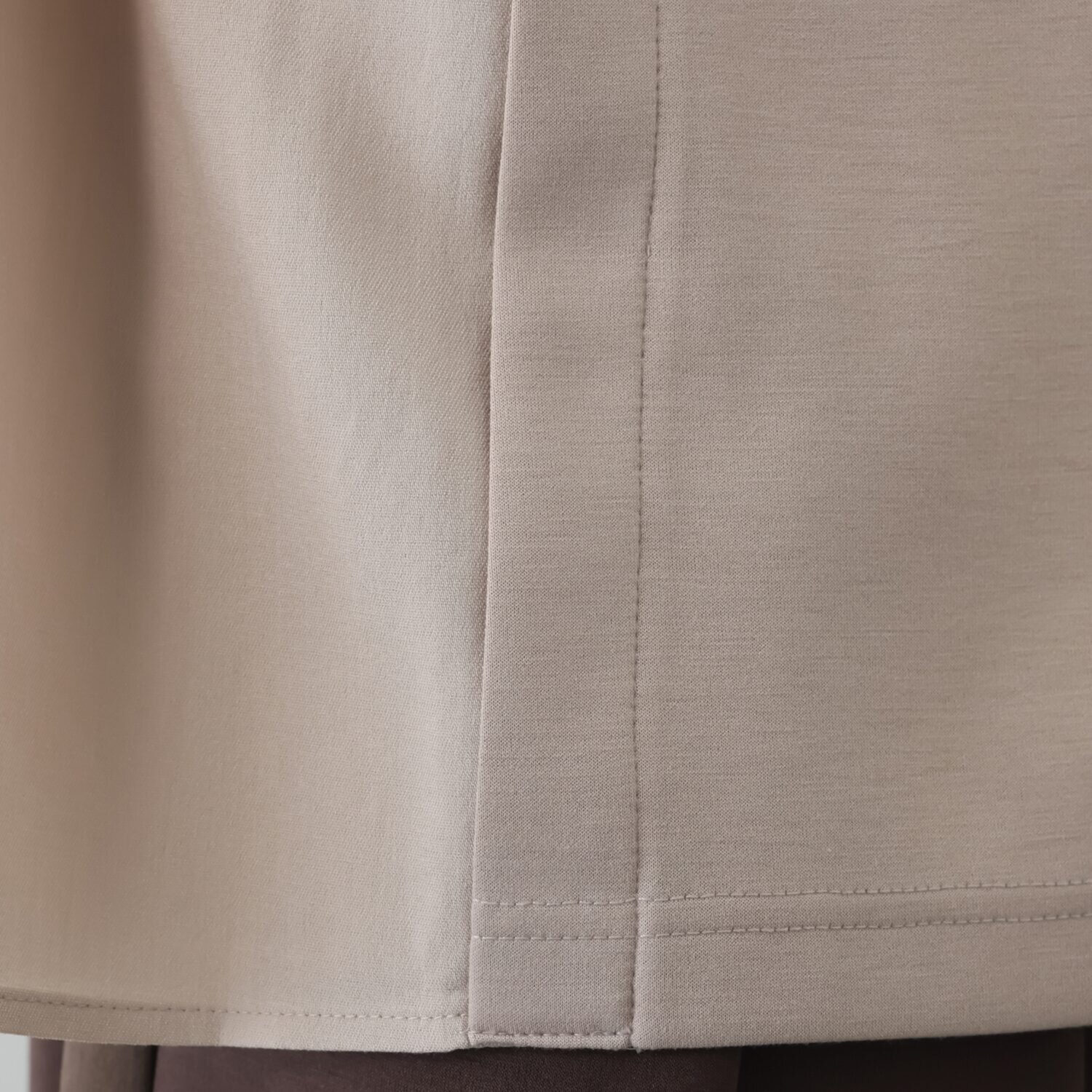 ヨーコモリモト スタイリッシュに スタイルアップが叶う デザインプルオーバー