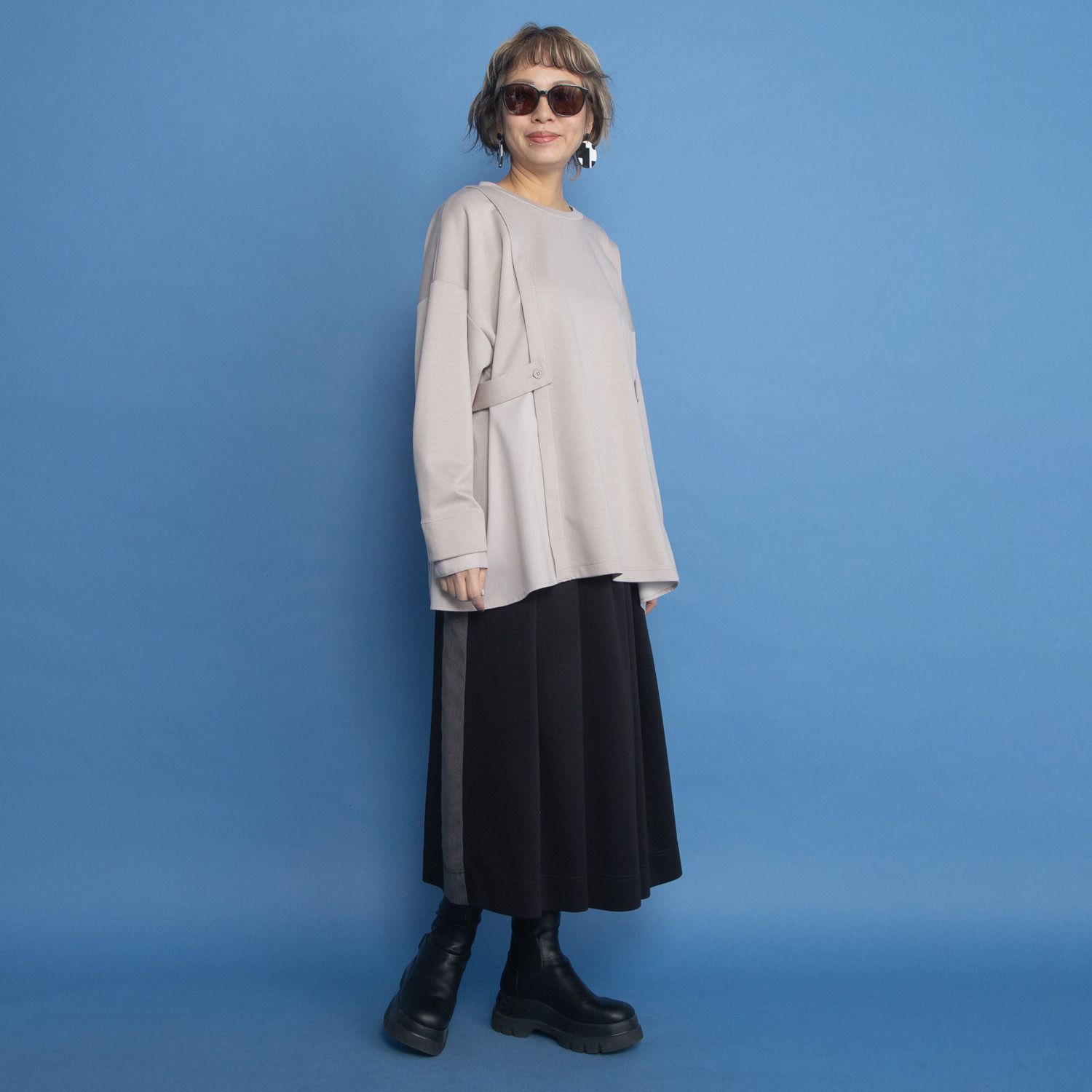 ヨーコモリモト スタイリッシュに スタイルアップが叶う デザインプルオーバー