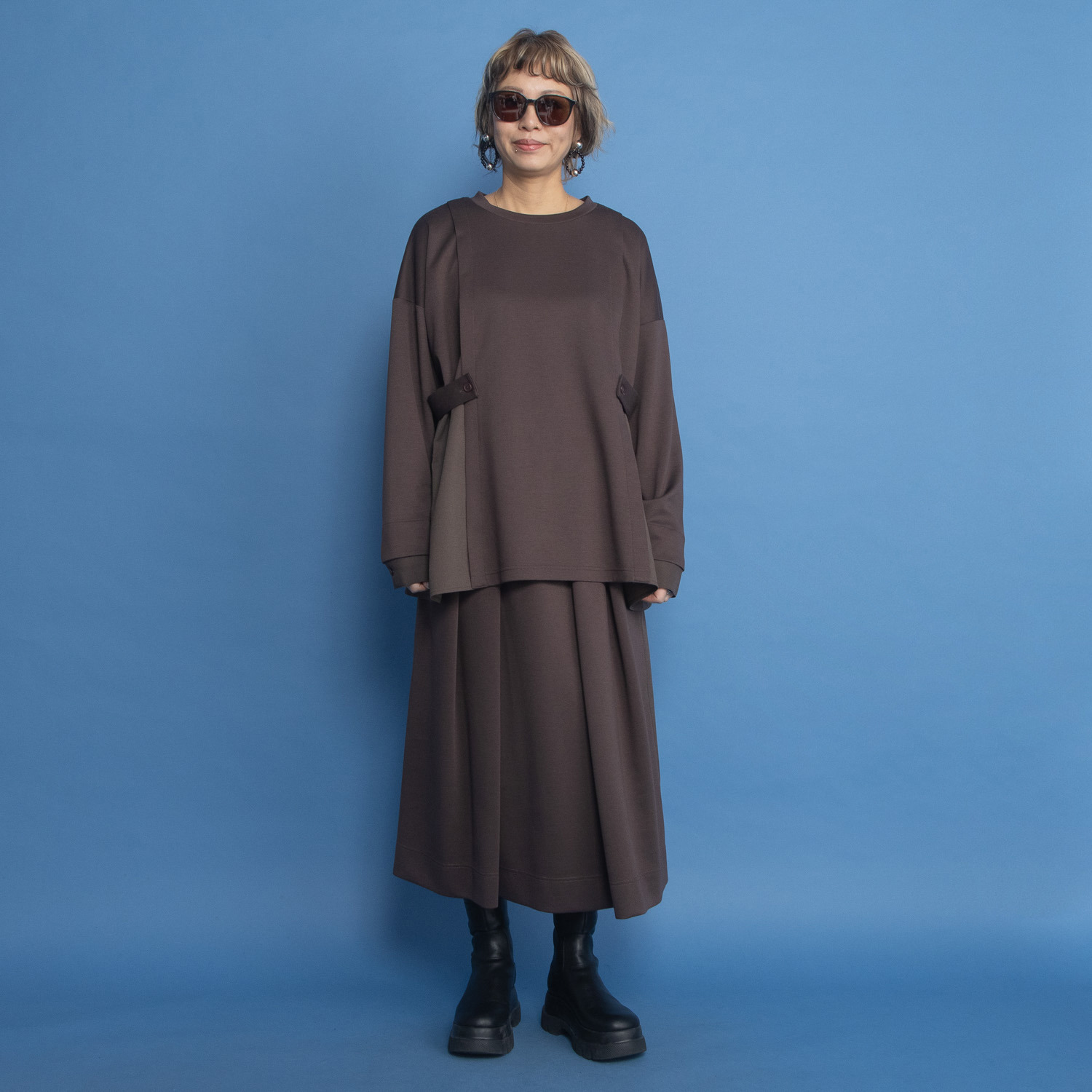 ヨーコモリモト スタイリッシュに スタイルアップが叶う デザインプルオーバー