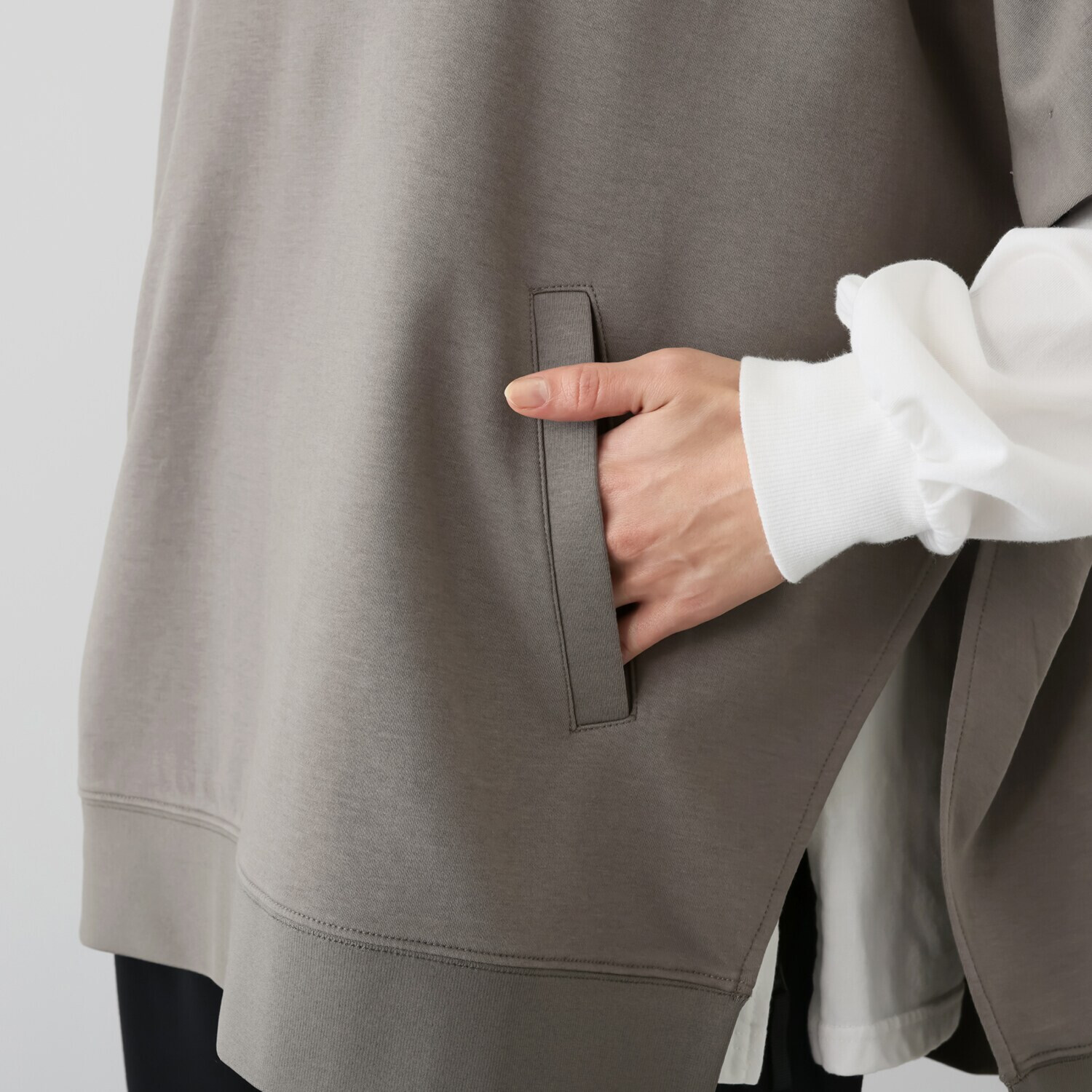 ヨーコモリモト ボリュームネック デザインベスト