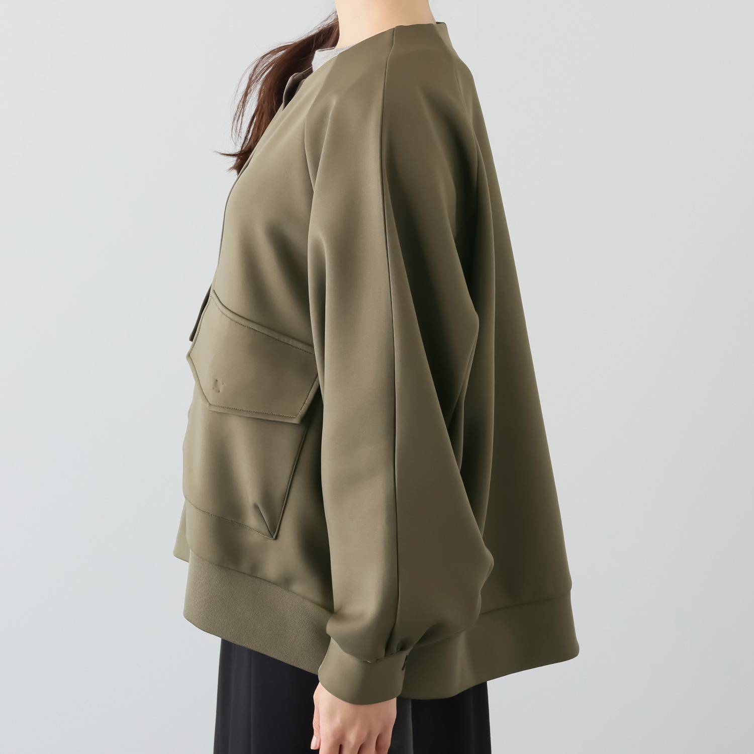 ヨーコモリモト 端境期をおしゃれに装う デザインブルゾン