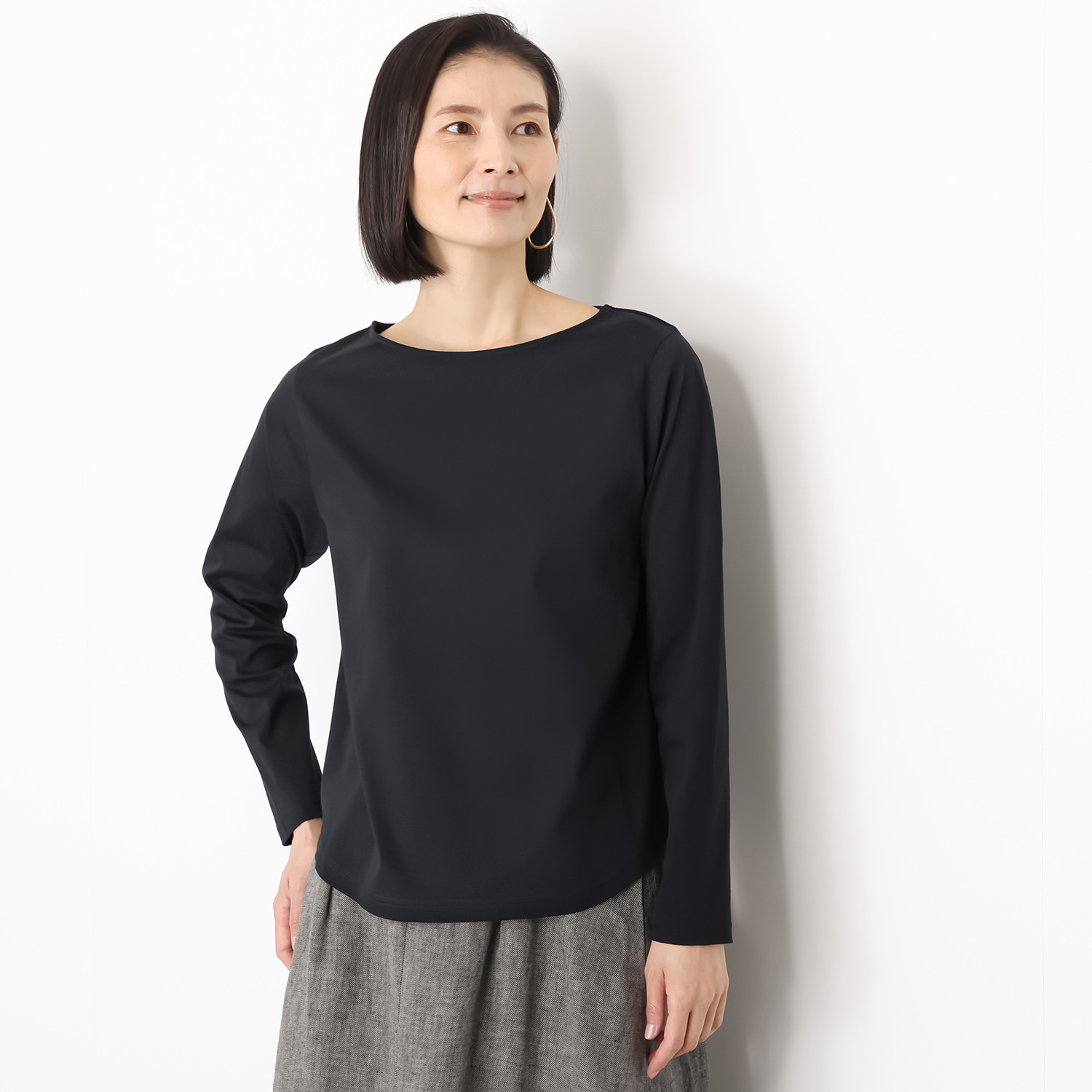 レア　ジェム 選りすぐりのコットンで Ｔシャツも上品に 長袖プルオーバー