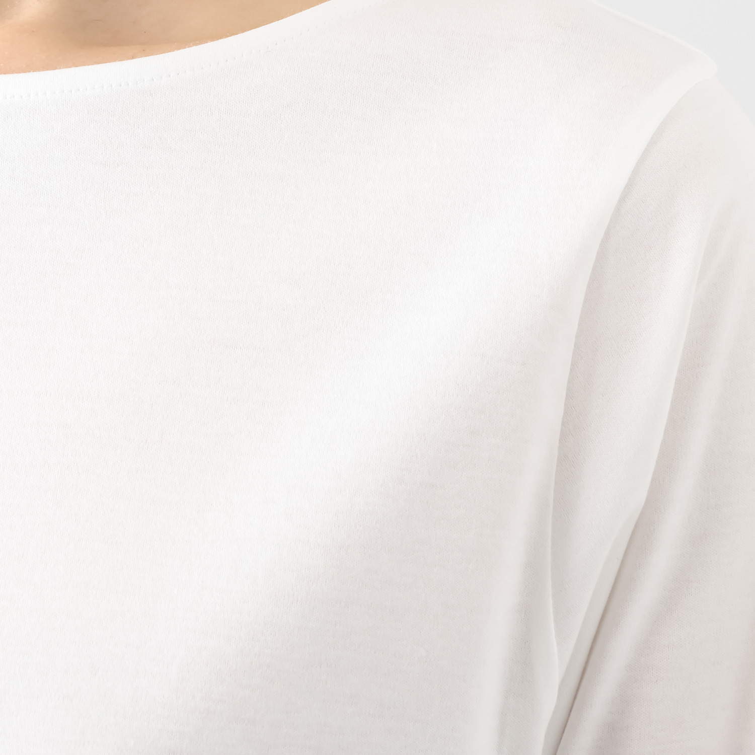 レア　ジェム 選りすぐりのコットンで Ｔシャツも上品に 長袖プルオーバー