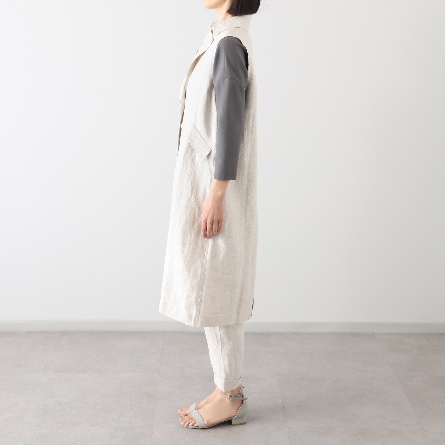 レア　ジェム リネンツイルで 優雅にまとう デザインロングベスト