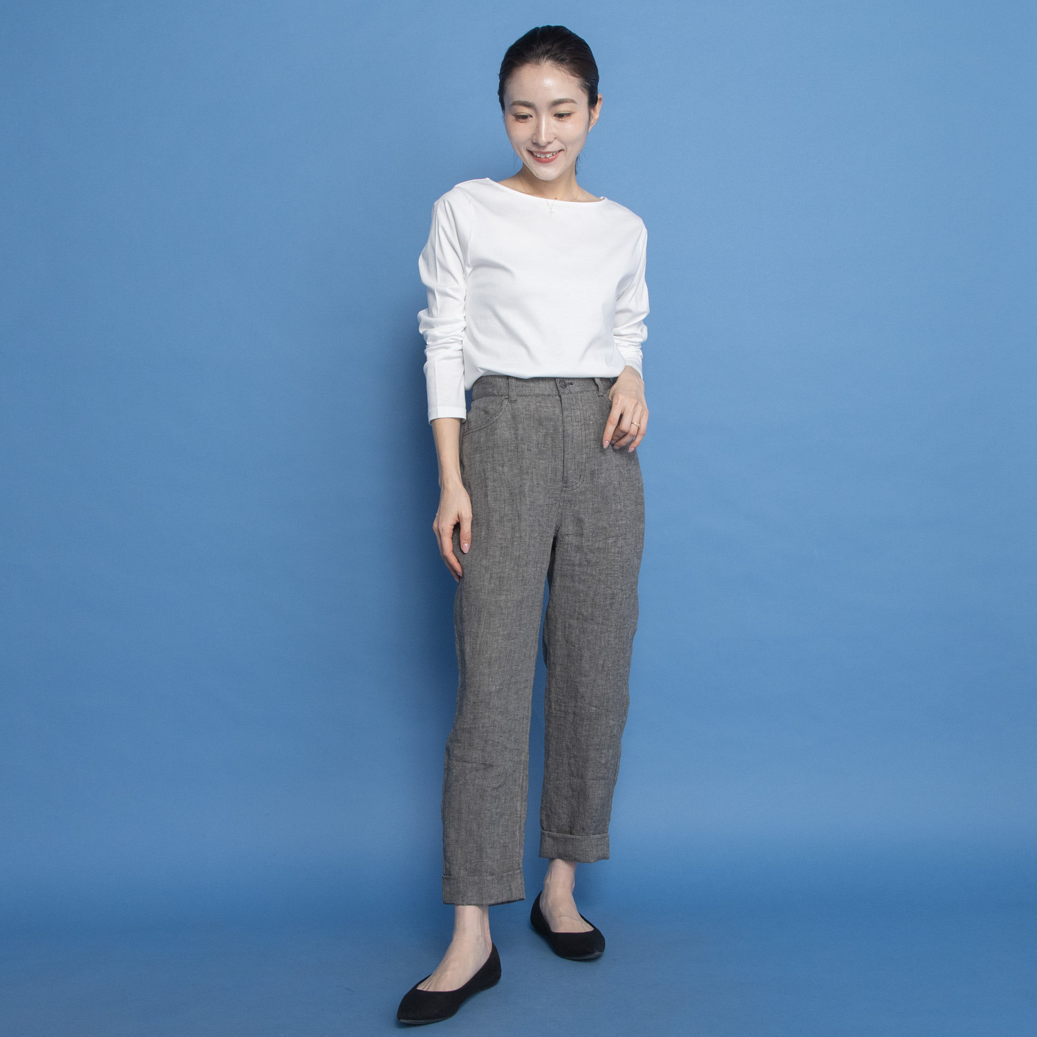 レア　ジェム リネンツイルで 優雅にスタイルカバー テーパードパンツ