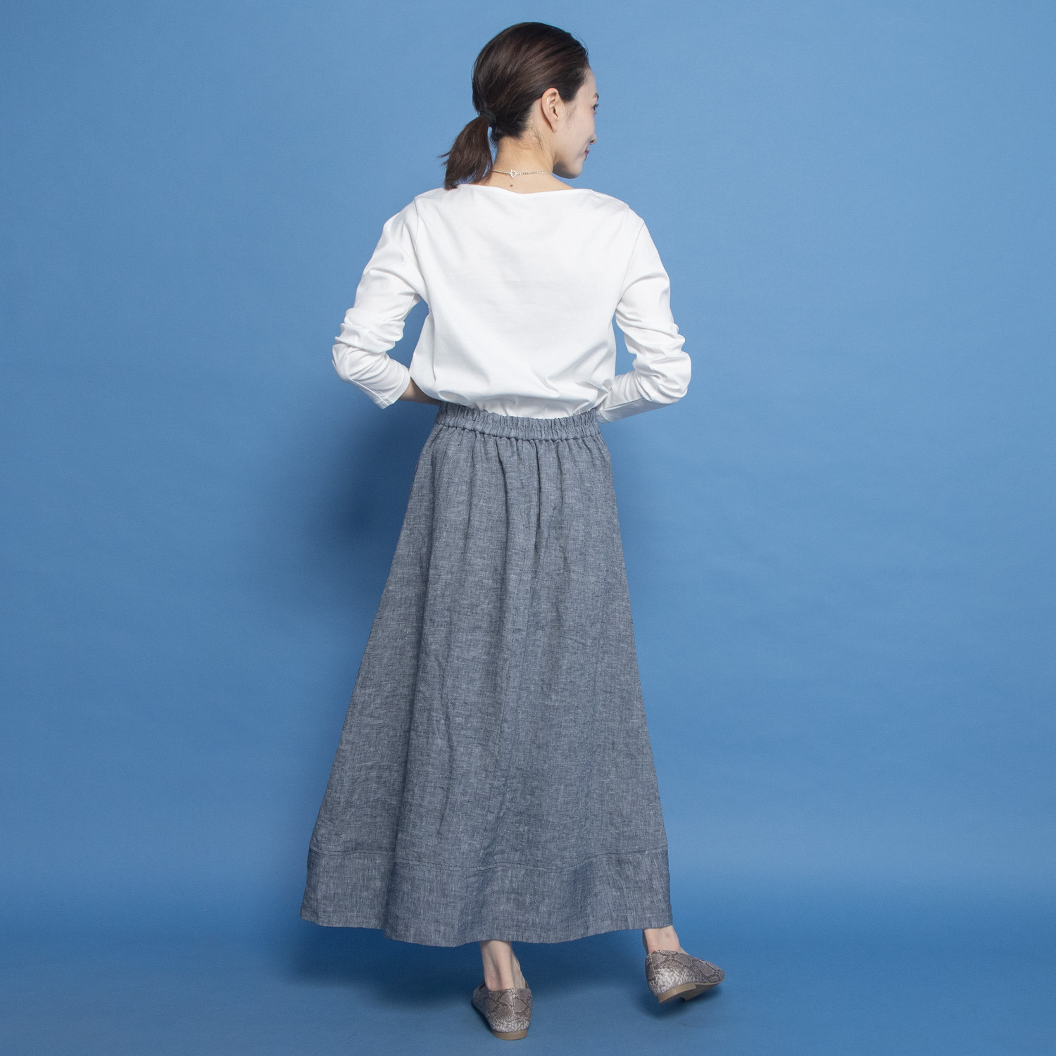 レア　ジェム リネンツイルで 優雅に揺らめく コクーンフレアースカート