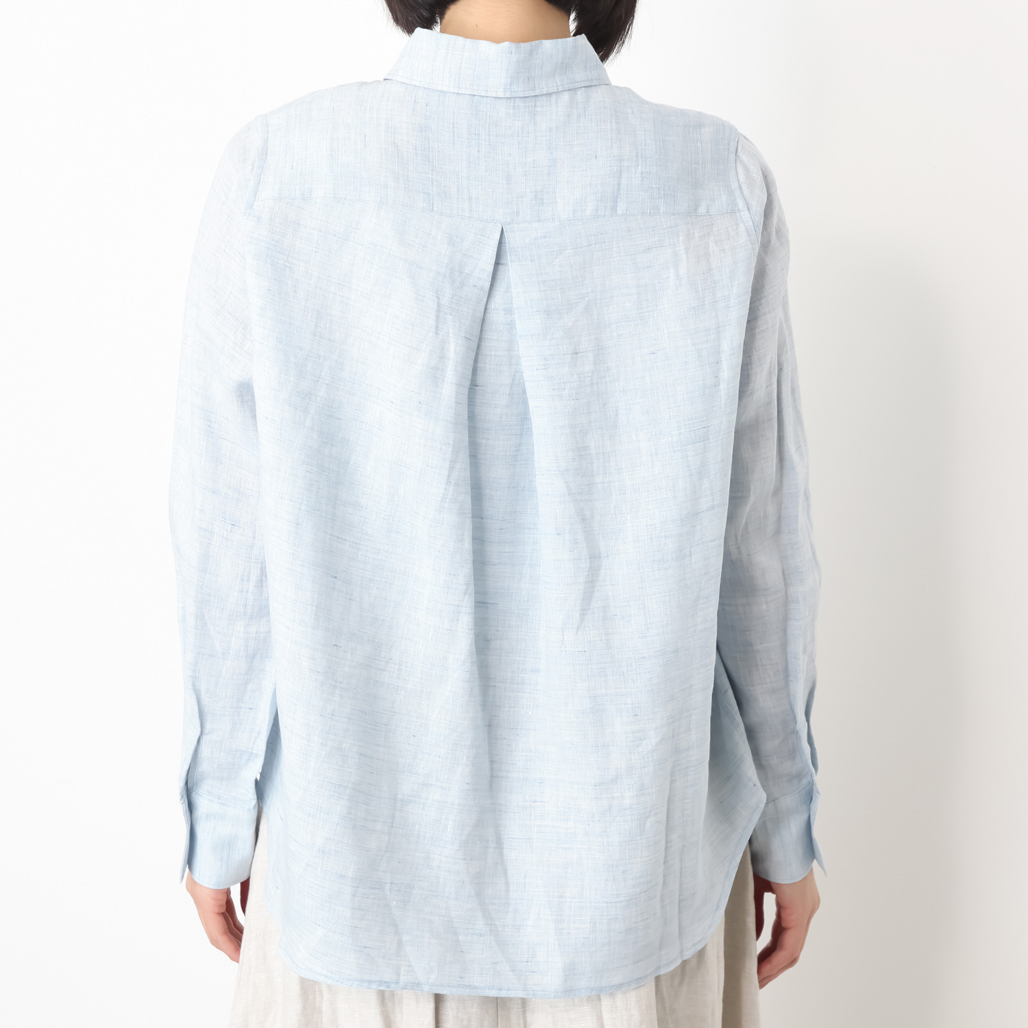 レア　ジェム リネントップ素材を 爽やかに涼やかに装う 上質シンプルブラウス