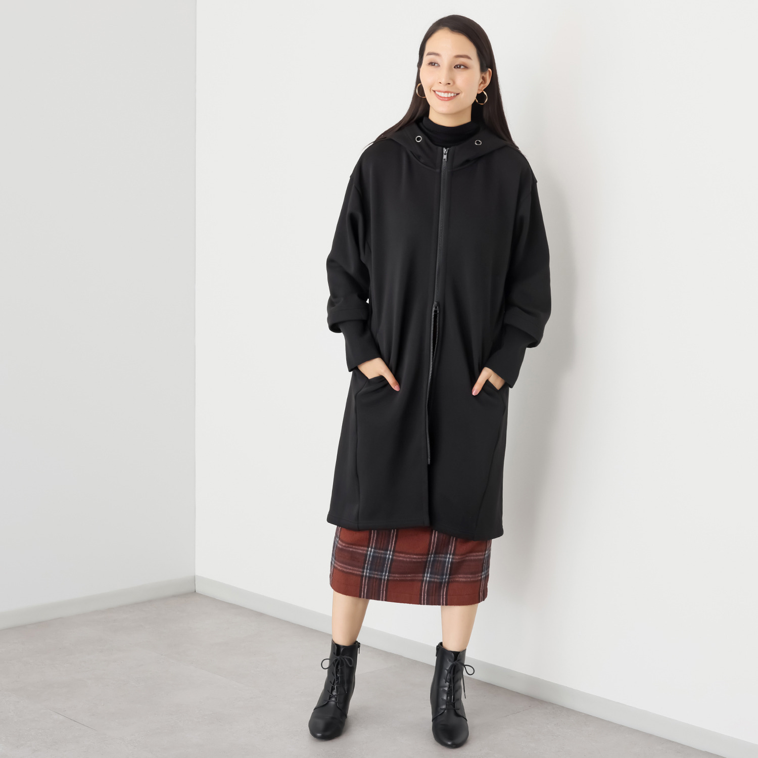 イシカワラボ★ヒトミ 裏ミンク調起毛 ソフトダンボール フーディーロングコート