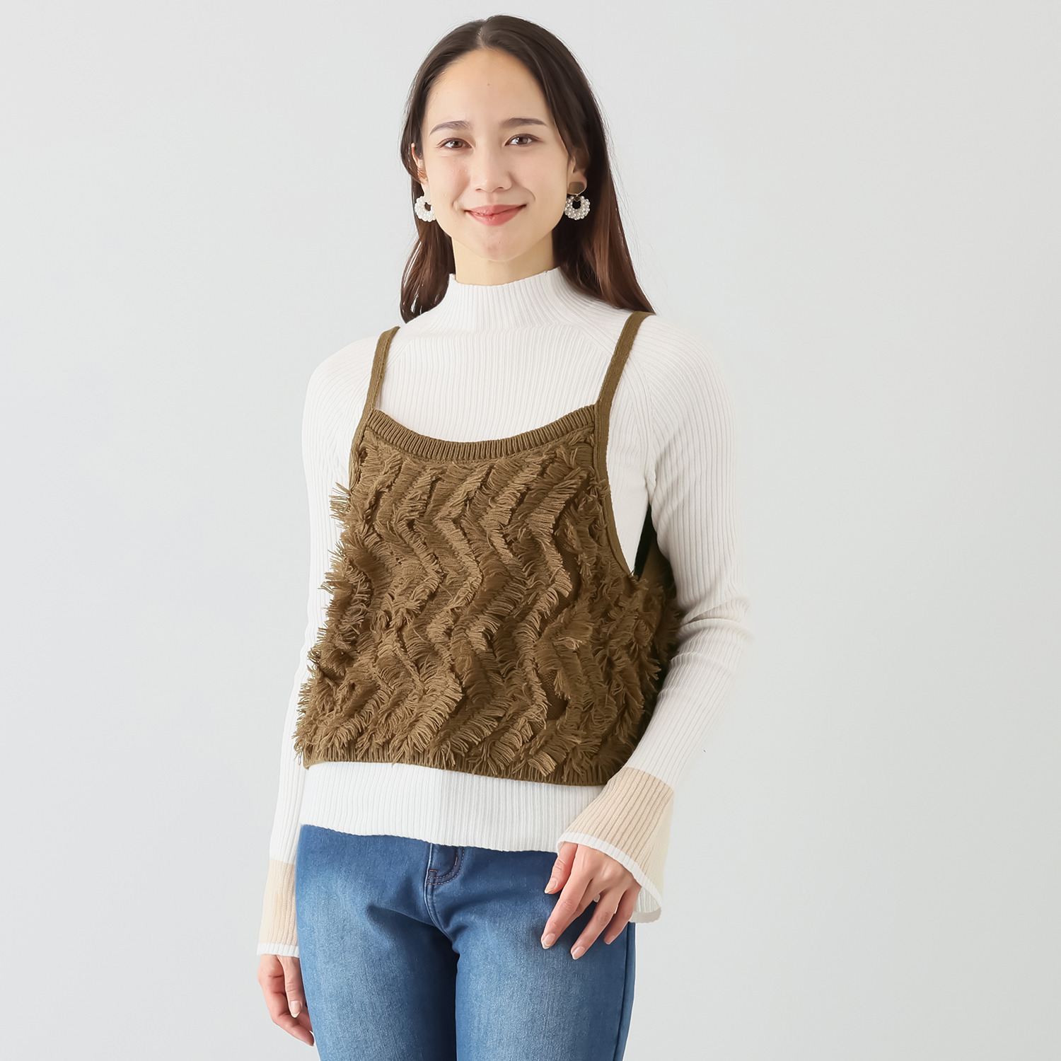 イシカワラボ★ヒトミ 前後着用できて ジレにもなる ジグザグフリンジ ニットキャミソール