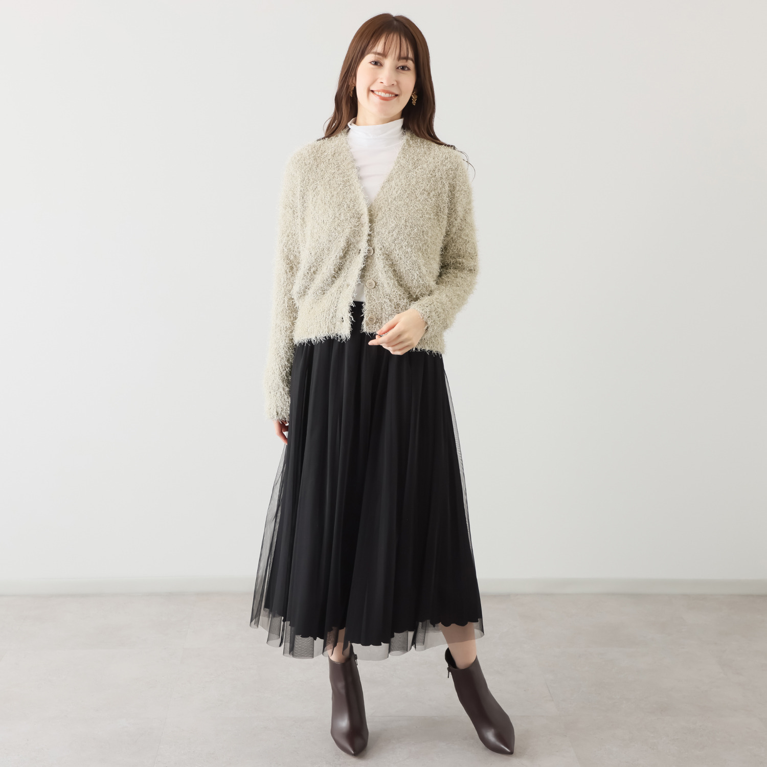 リサリサ ファンシーで大人な フリンジヤーン ニットカーディガン