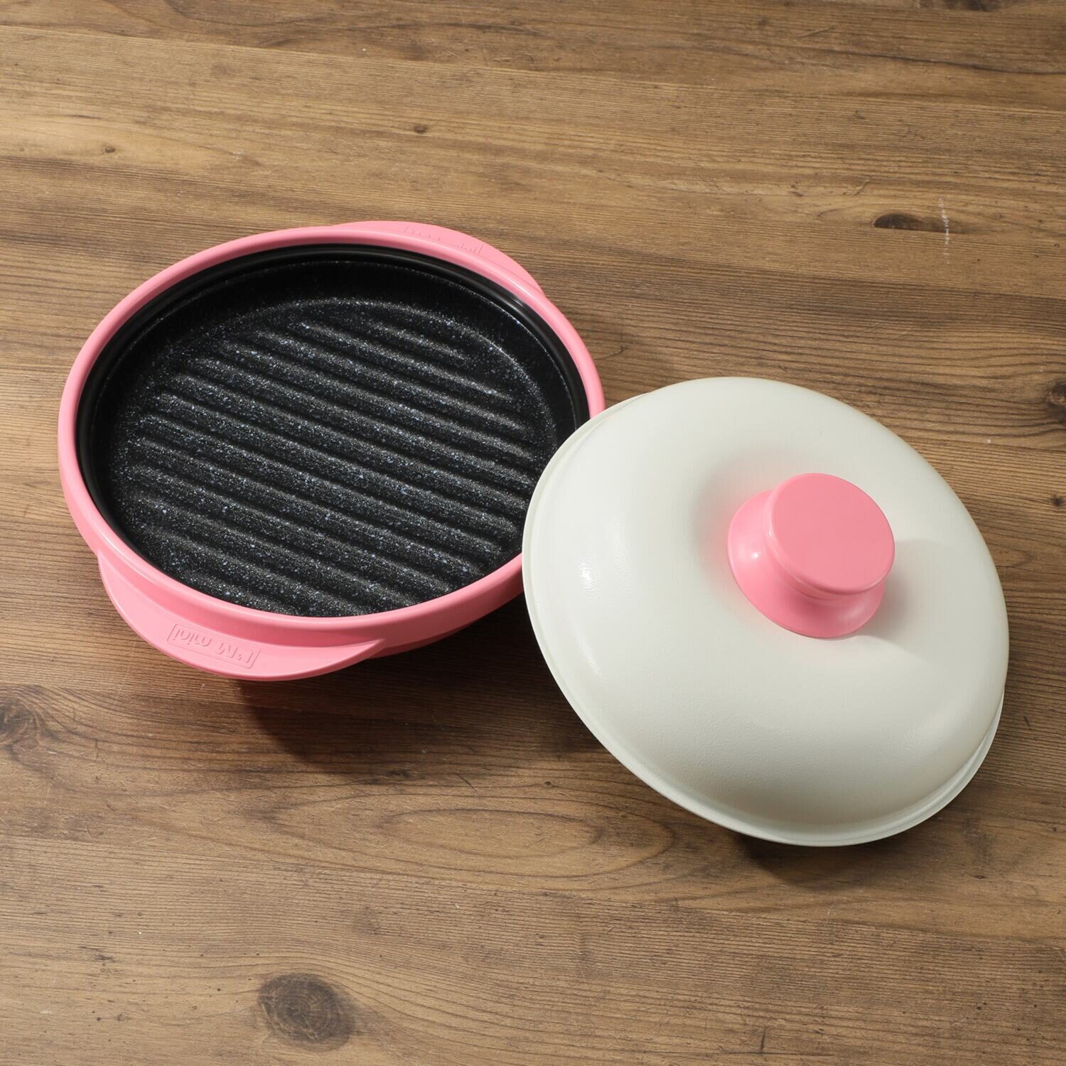 火を使わずに こんがりおいしそうな 焼き目ができる！ 電子レンジ専用調理器 レンジメート　プロ