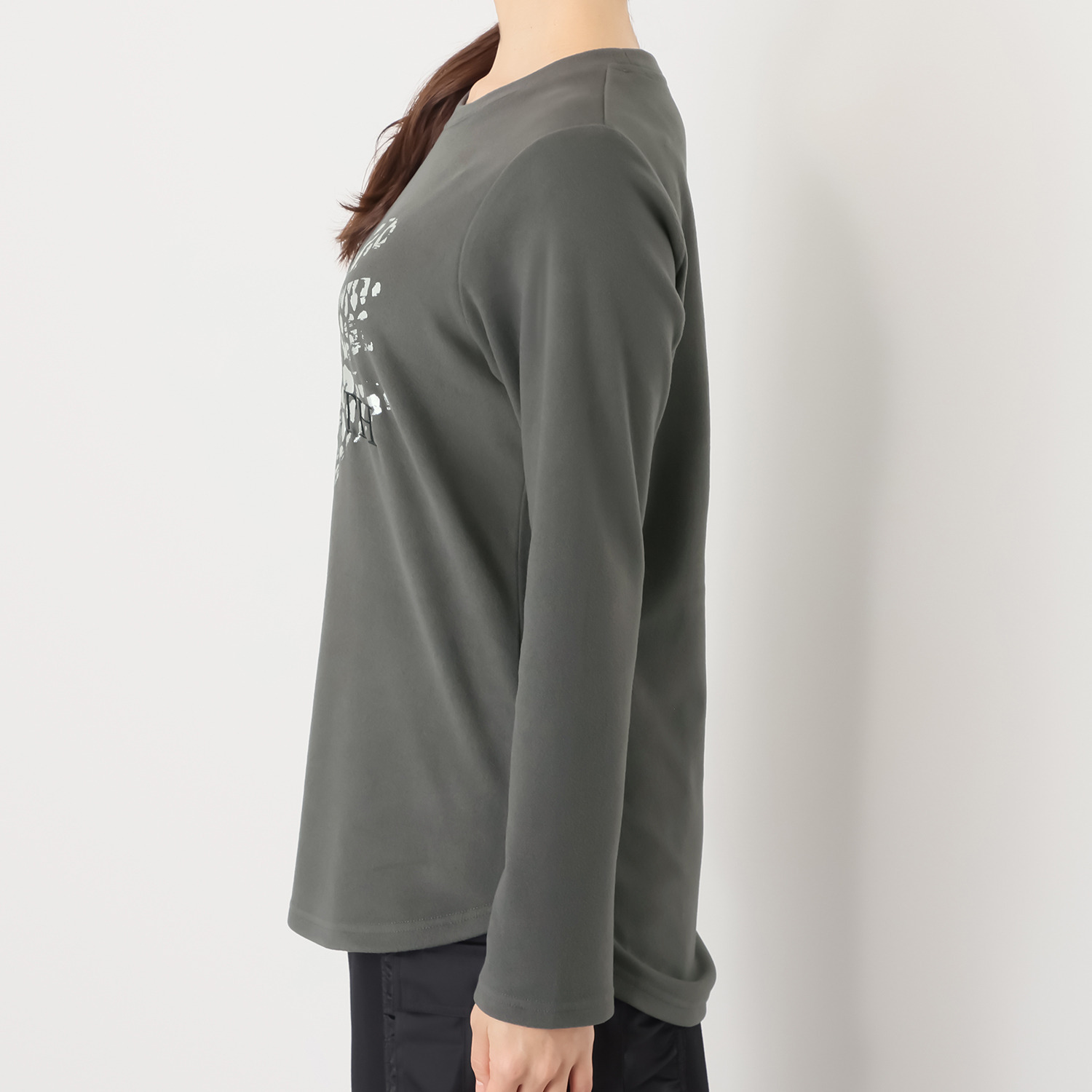 ヘブンアンドアース レオパード箔プリント 両面起毛スムース ロングＴシャツ