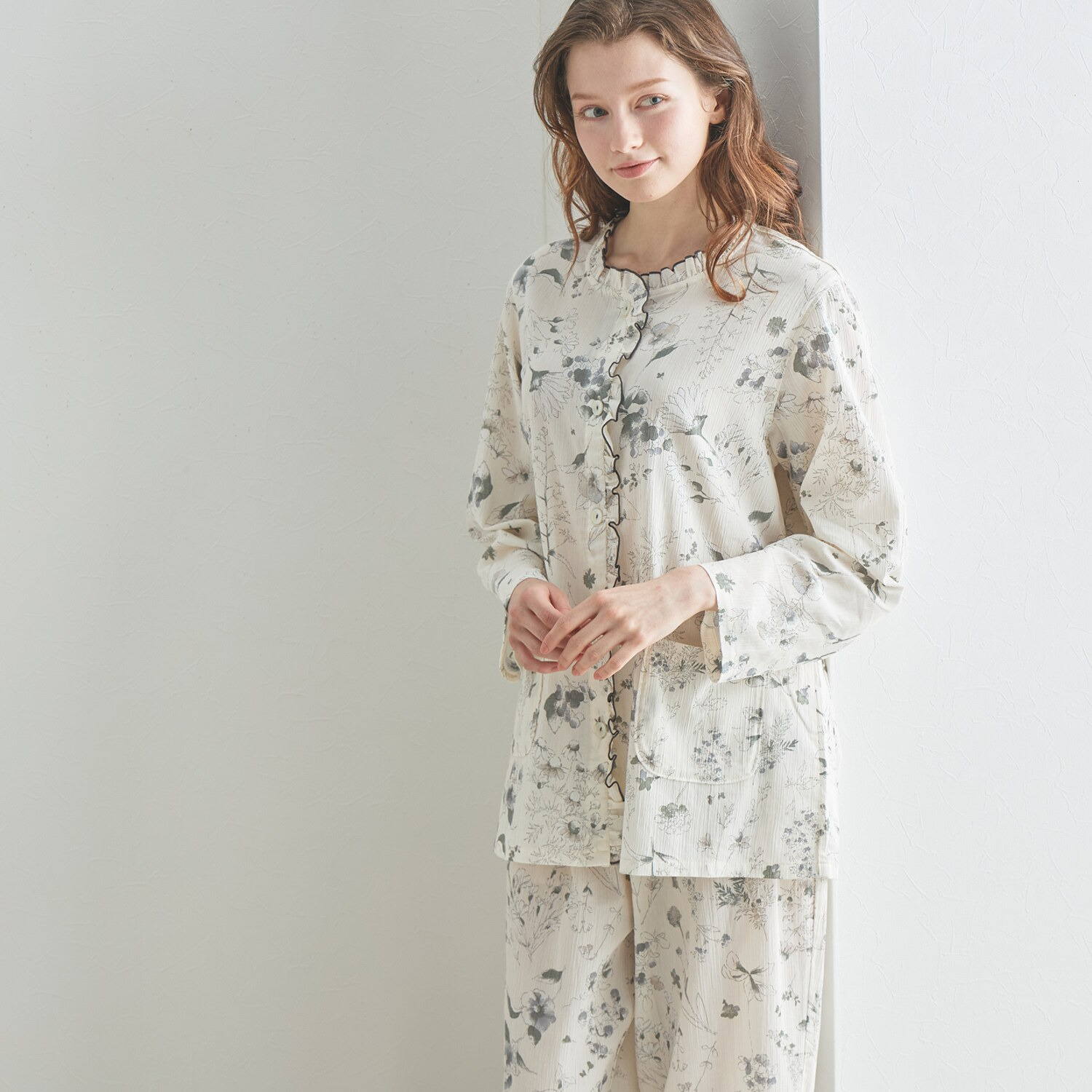 ナルエー 綿１００％ 楊柳フラワー 長袖フリル パジャマ