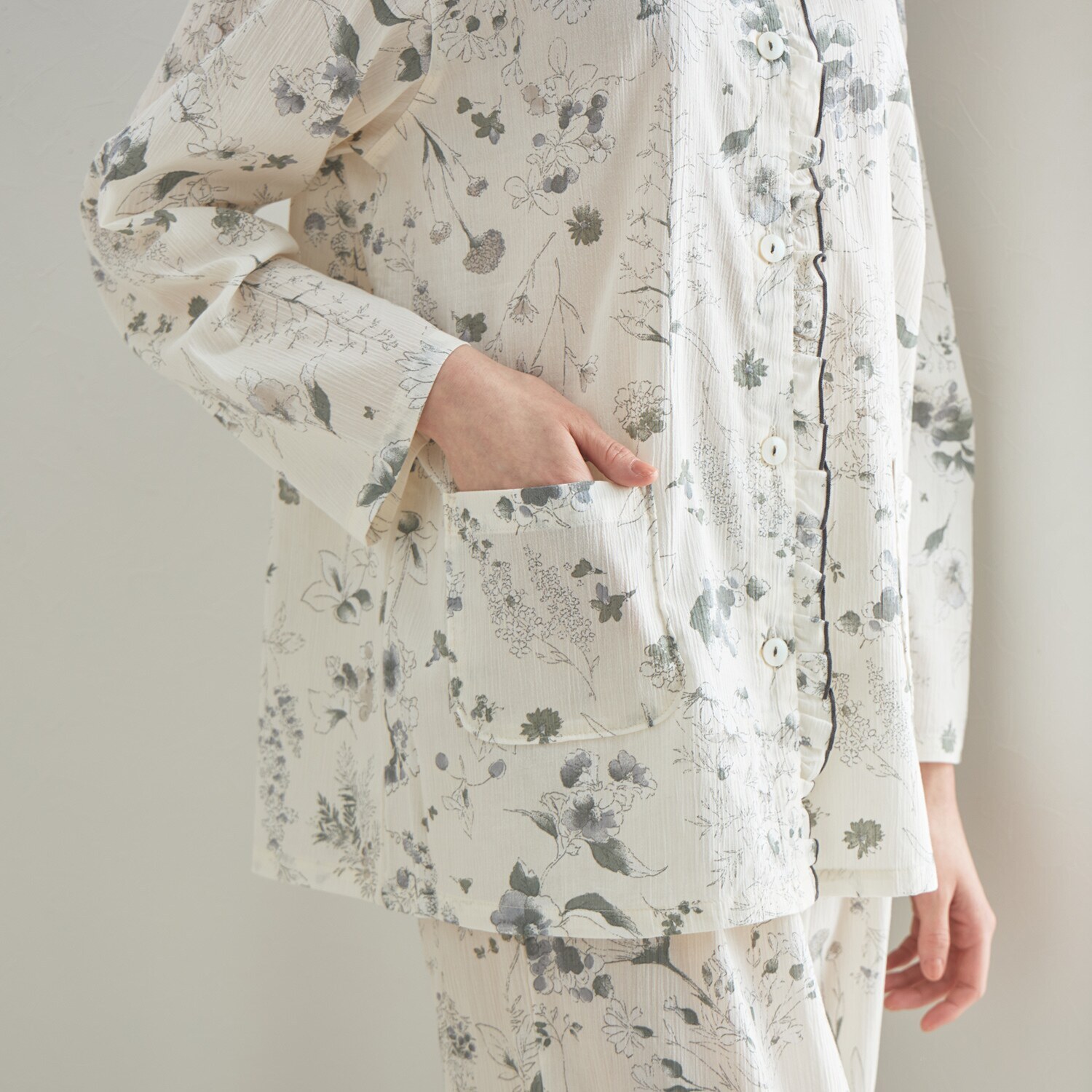 ナルエー 綿１００％ 楊柳フラワー 長袖フリル パジャマ