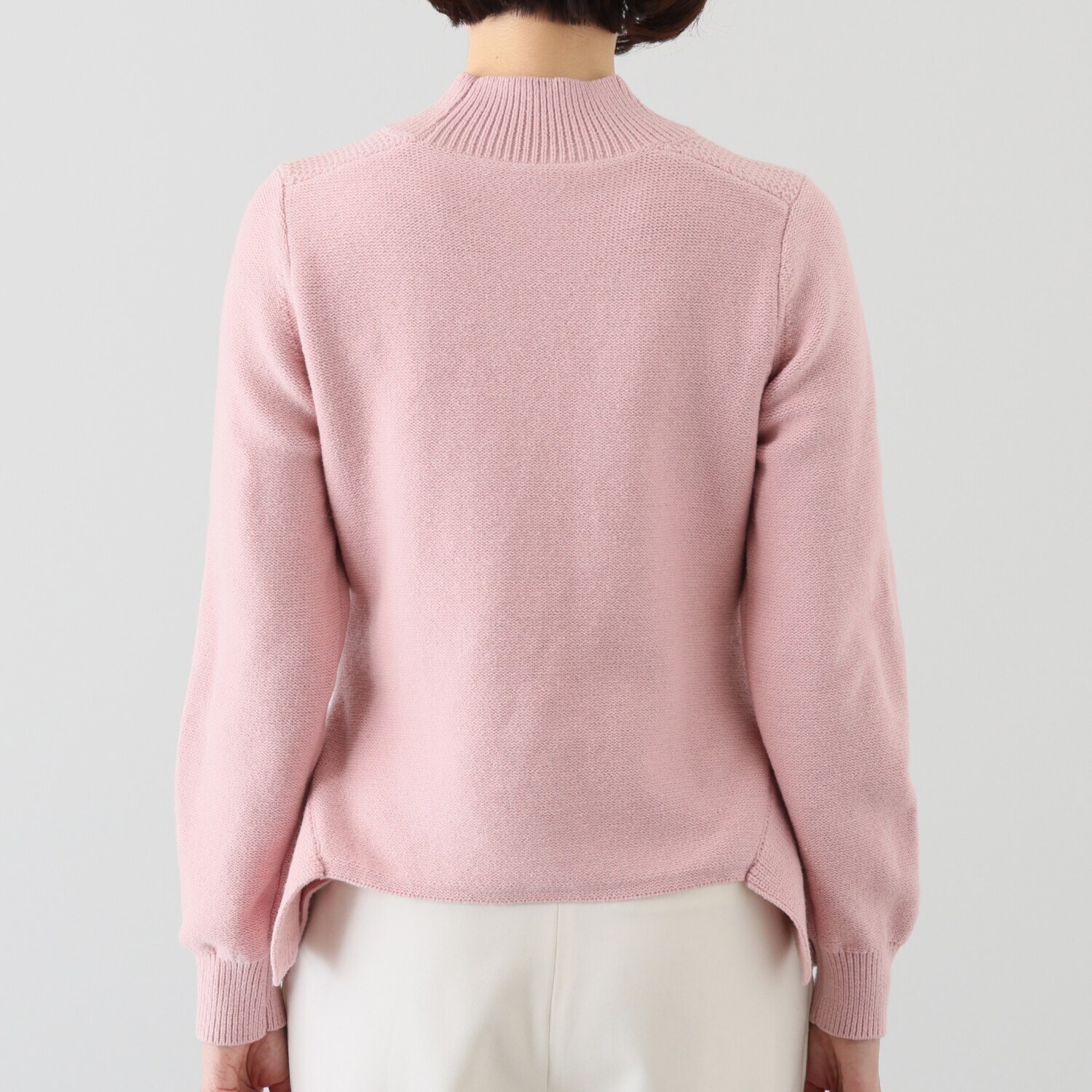 マダムヒロコ ペプラムデザイン ハイネック プルオーバー