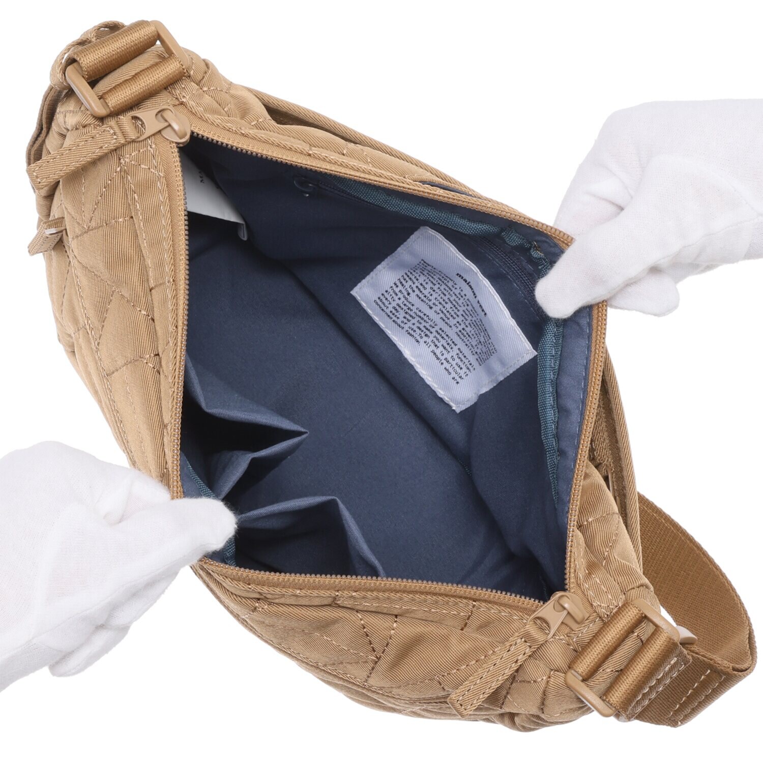 メゾンヴェール はっ水ナイロン　軽量 ＭＶキルティング ハーフムーン ショルダーバッグ