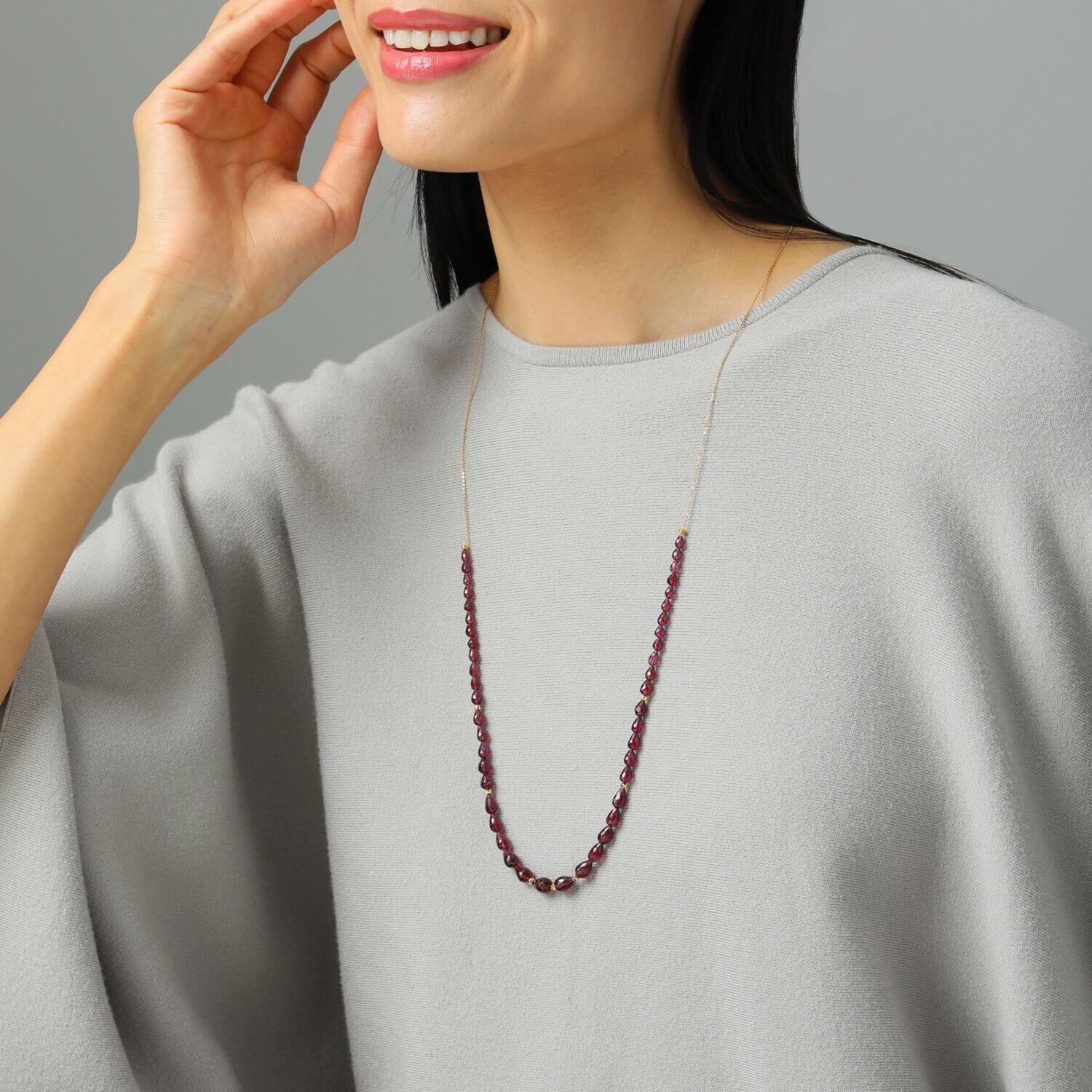 石友蔵出しコレクション シルバー ガーネット ドロップシェイプ ネックレス