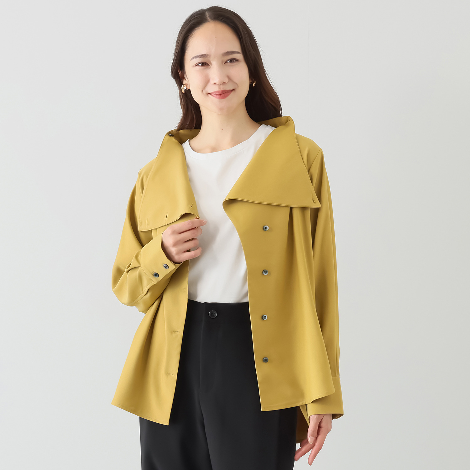 コモエリークローゼット アシメボタンが映える ブラウス