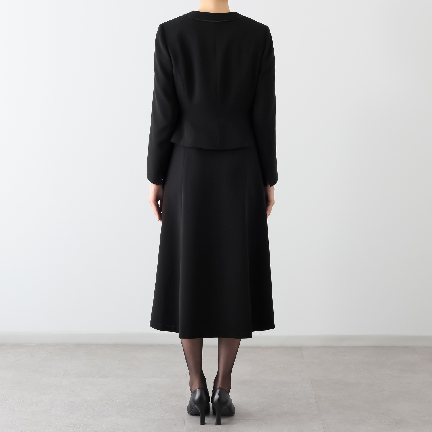 ニュイ ブラックフォーマル 洗濯機で洗える ロング丈アンサンブル 着丈：１１８〜１２０ｃｍ