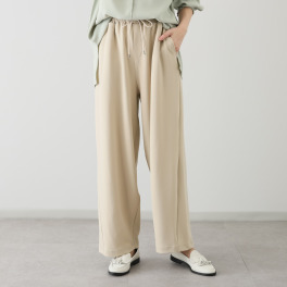 スタイル・ラヴィー サラサラで軽い ストレッチ素材 カーブシルエット イージーパンツ